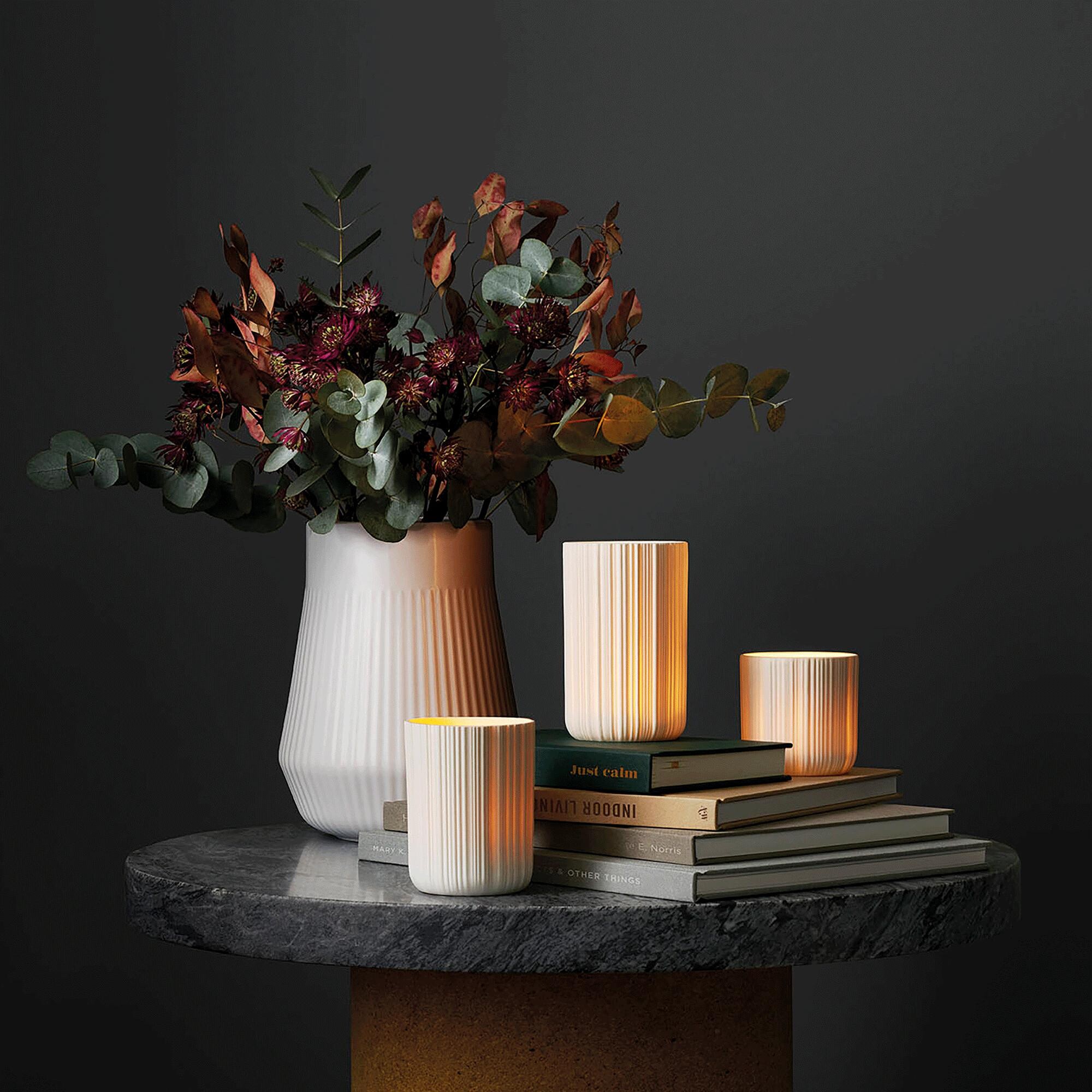 Legio Nova Vase H 21.5cm