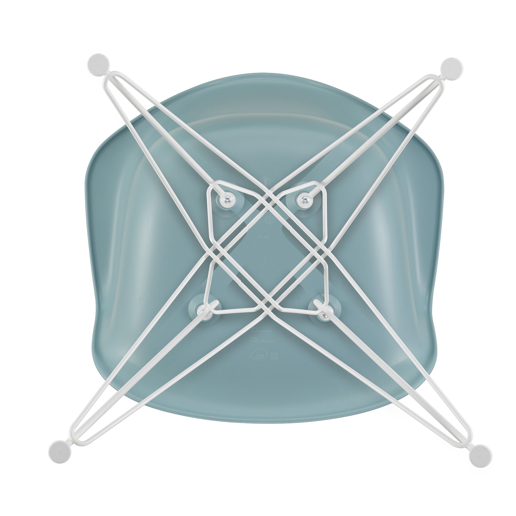 Eames Plastic Armchair DAR RE White Base