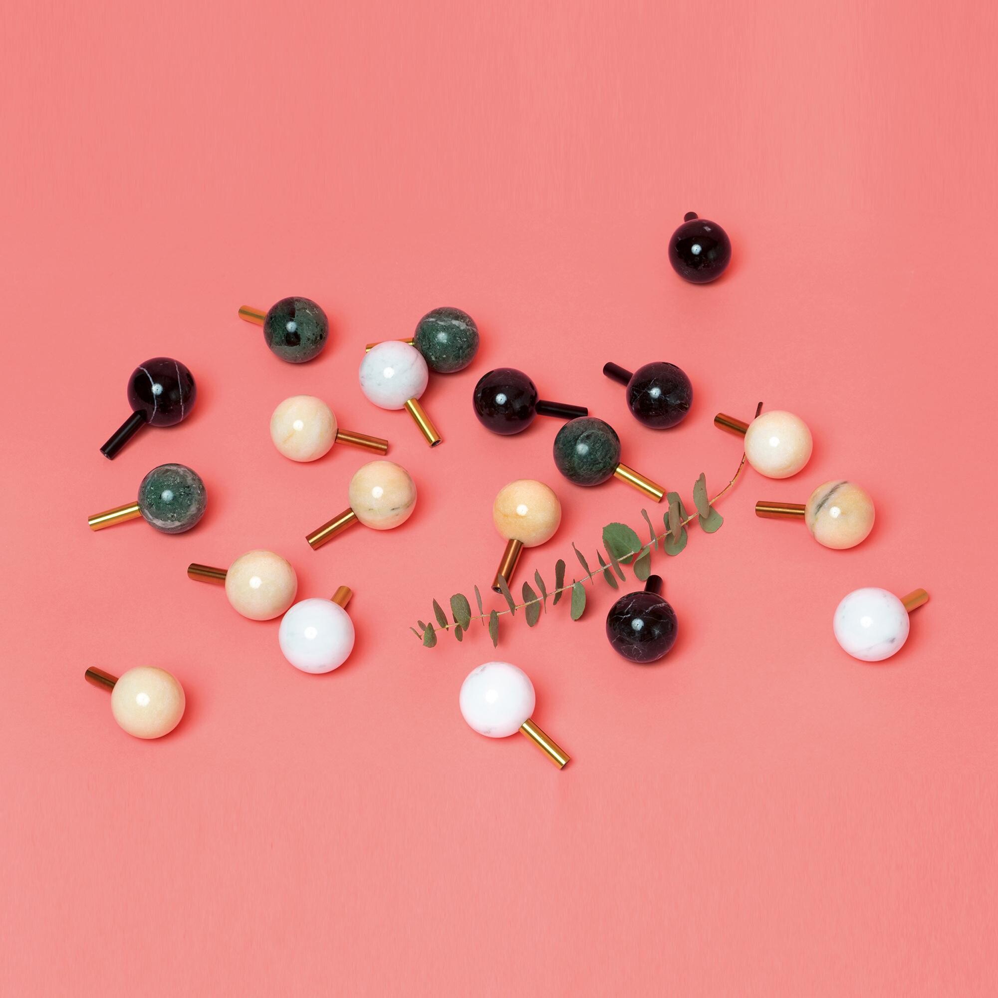 Dots Stone Wall Hook