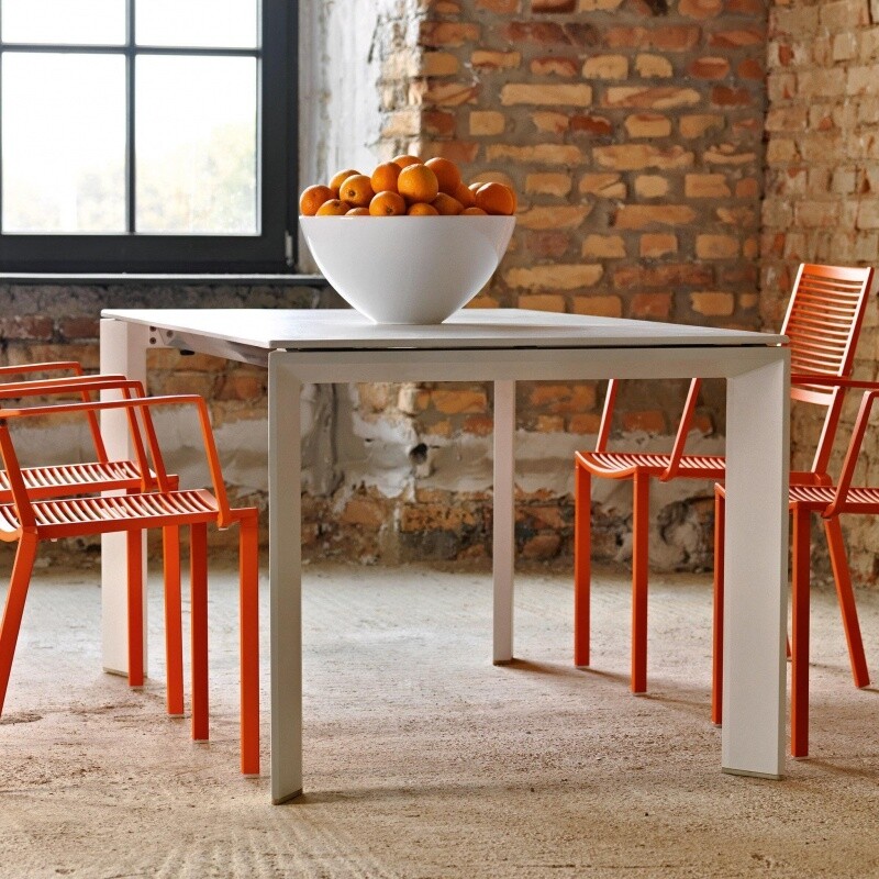 Grande Arche Extendable Garden Table