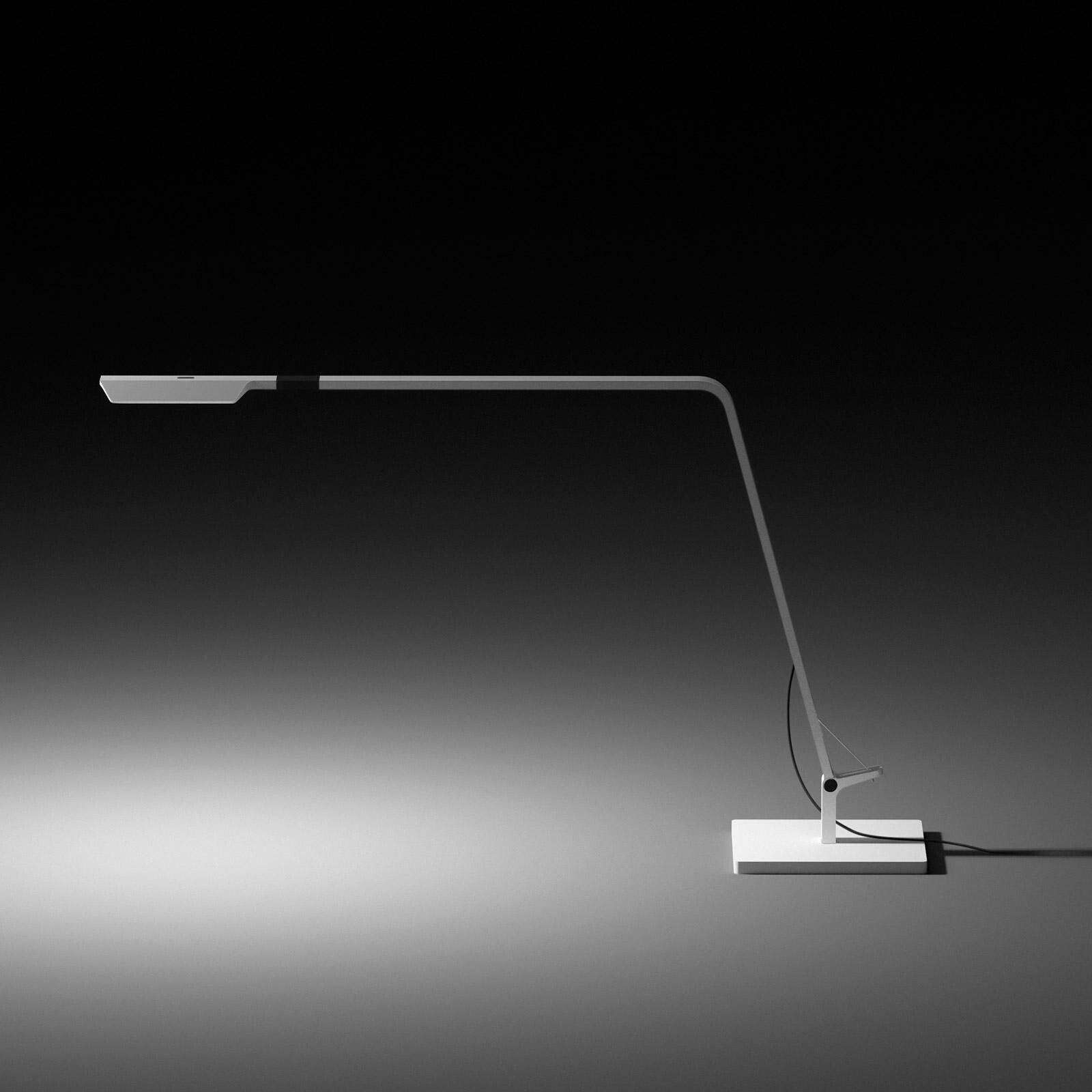 Flex 0750 LED Desk lamp