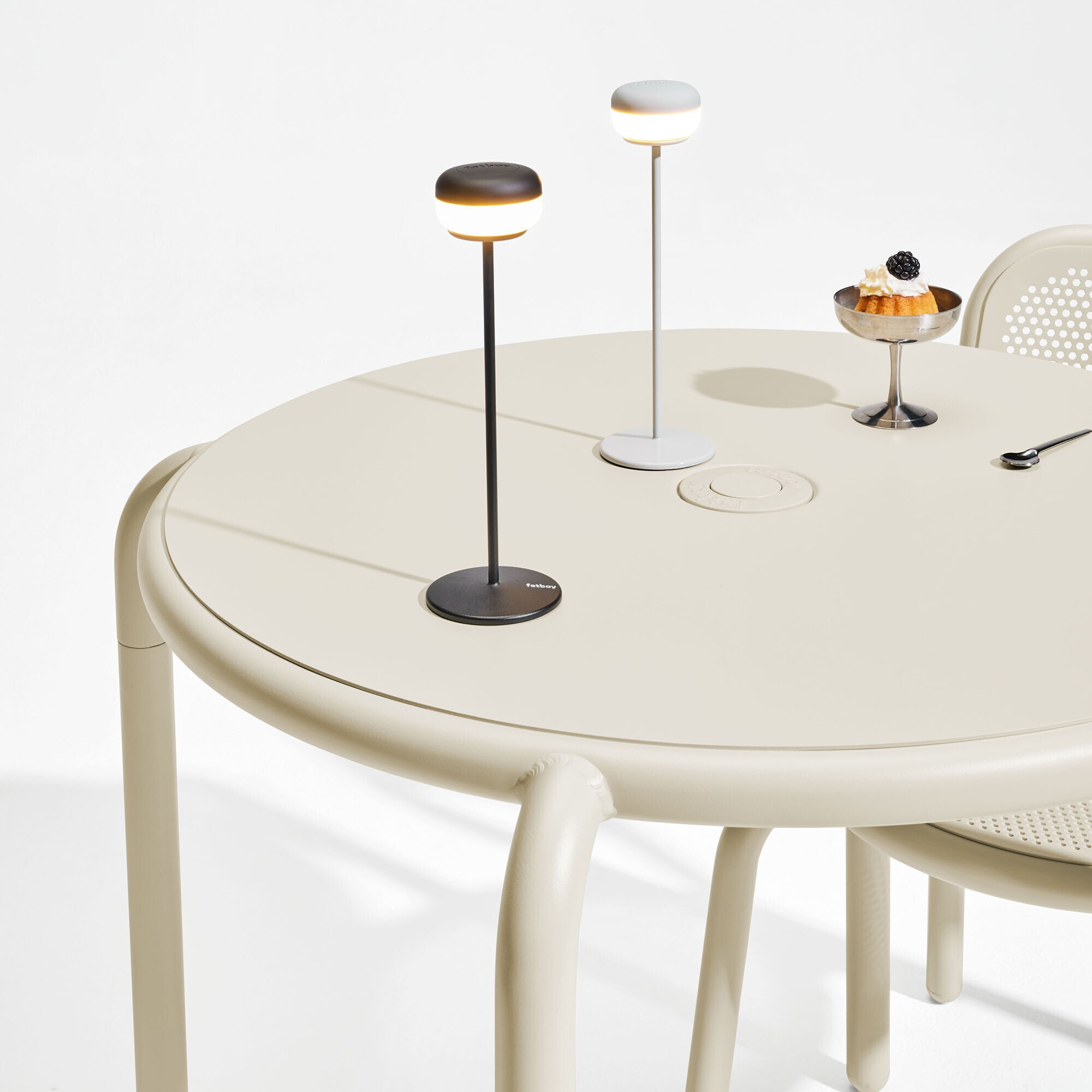 cheerio Outdoor LED Lamp with Battery