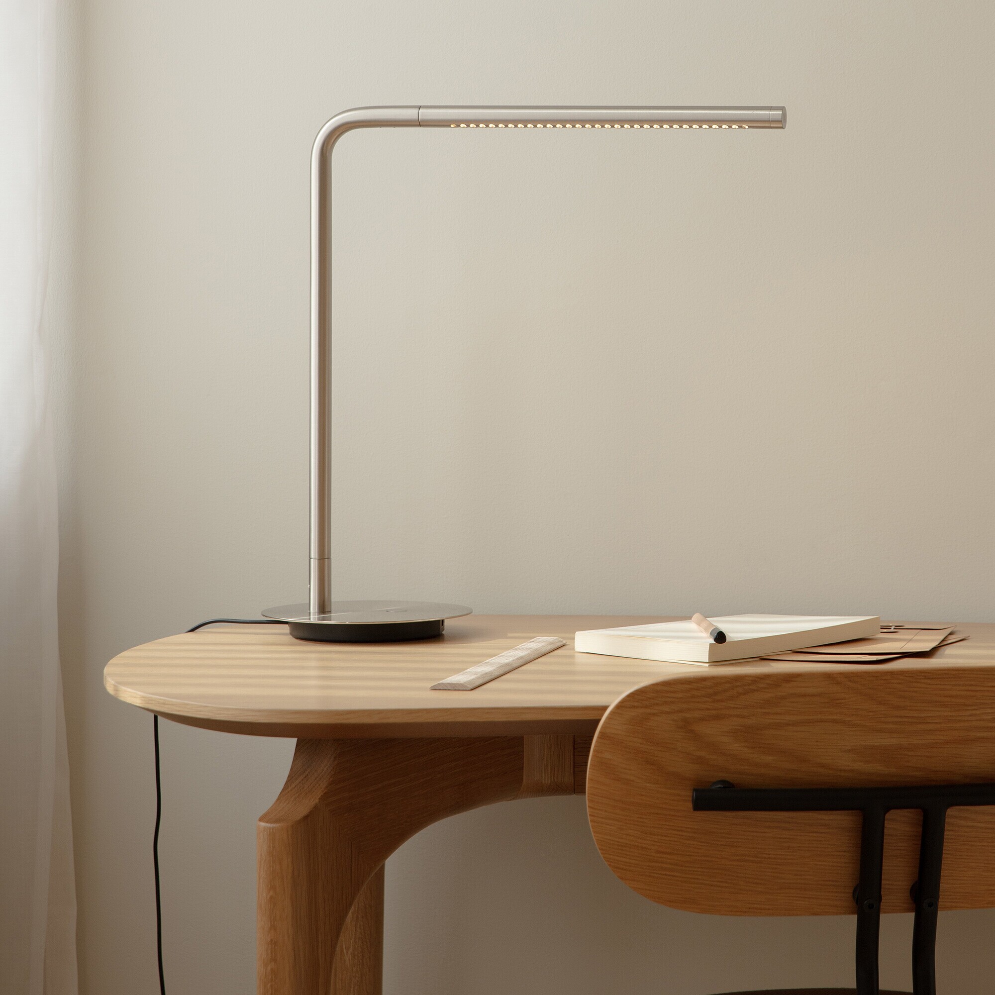 Omni LED Table Lamp