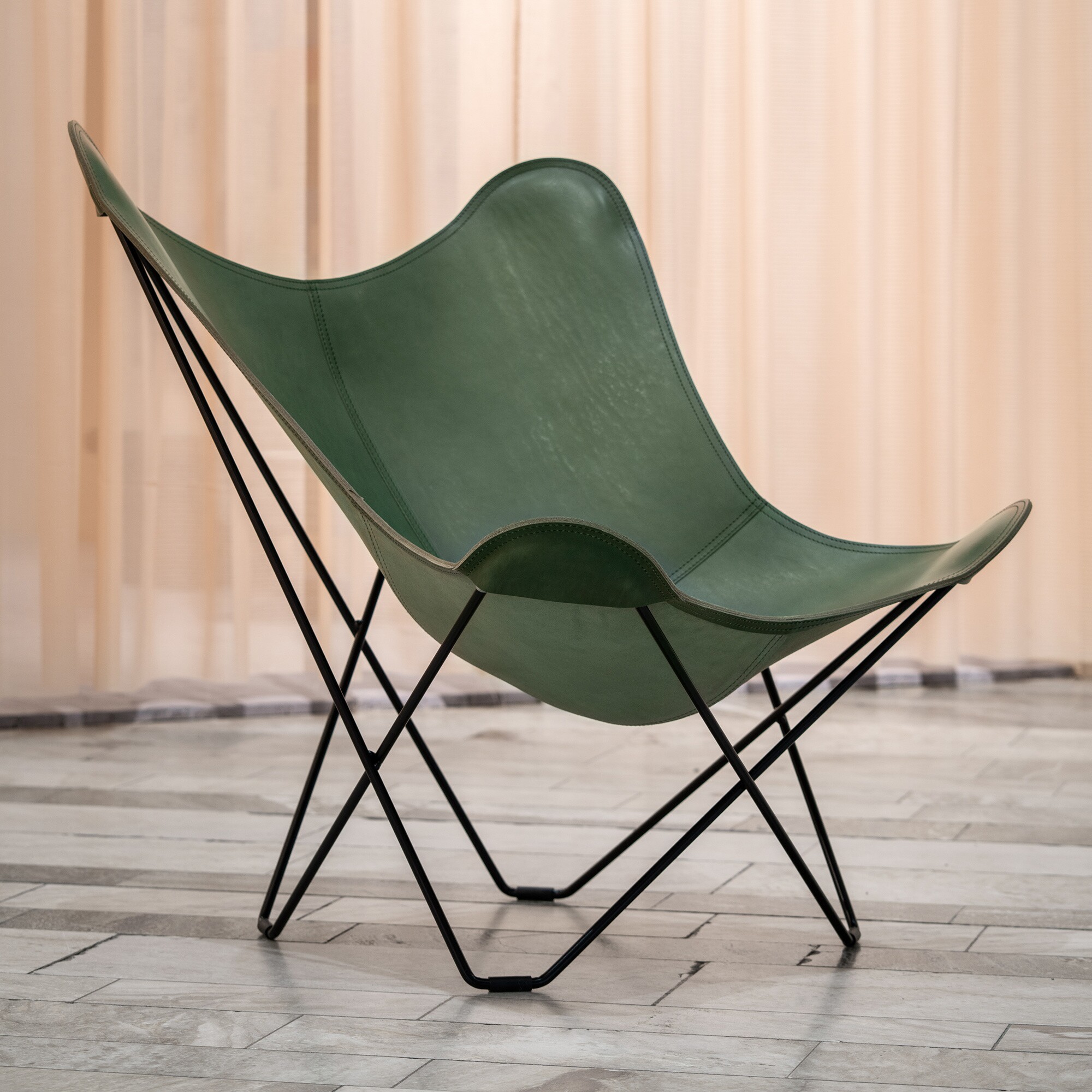 Mariposa Butterfly Chair Coloured Leather