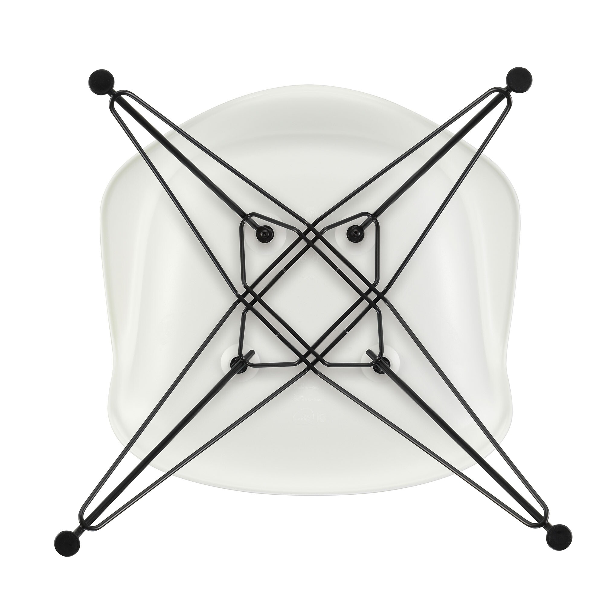 Eames Plastic Armchair DAR Black Base