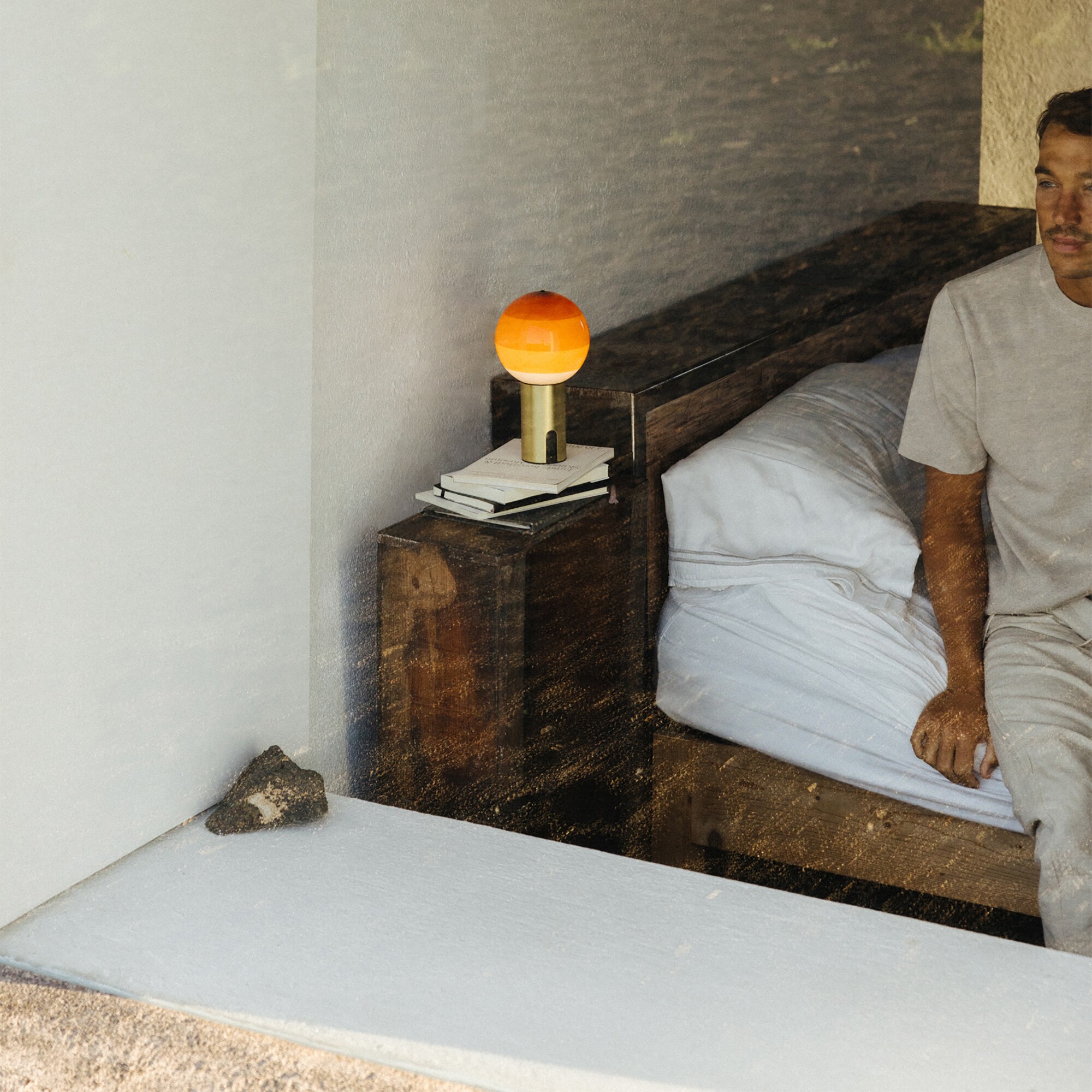 Dipping Light LED Table lamp with battery