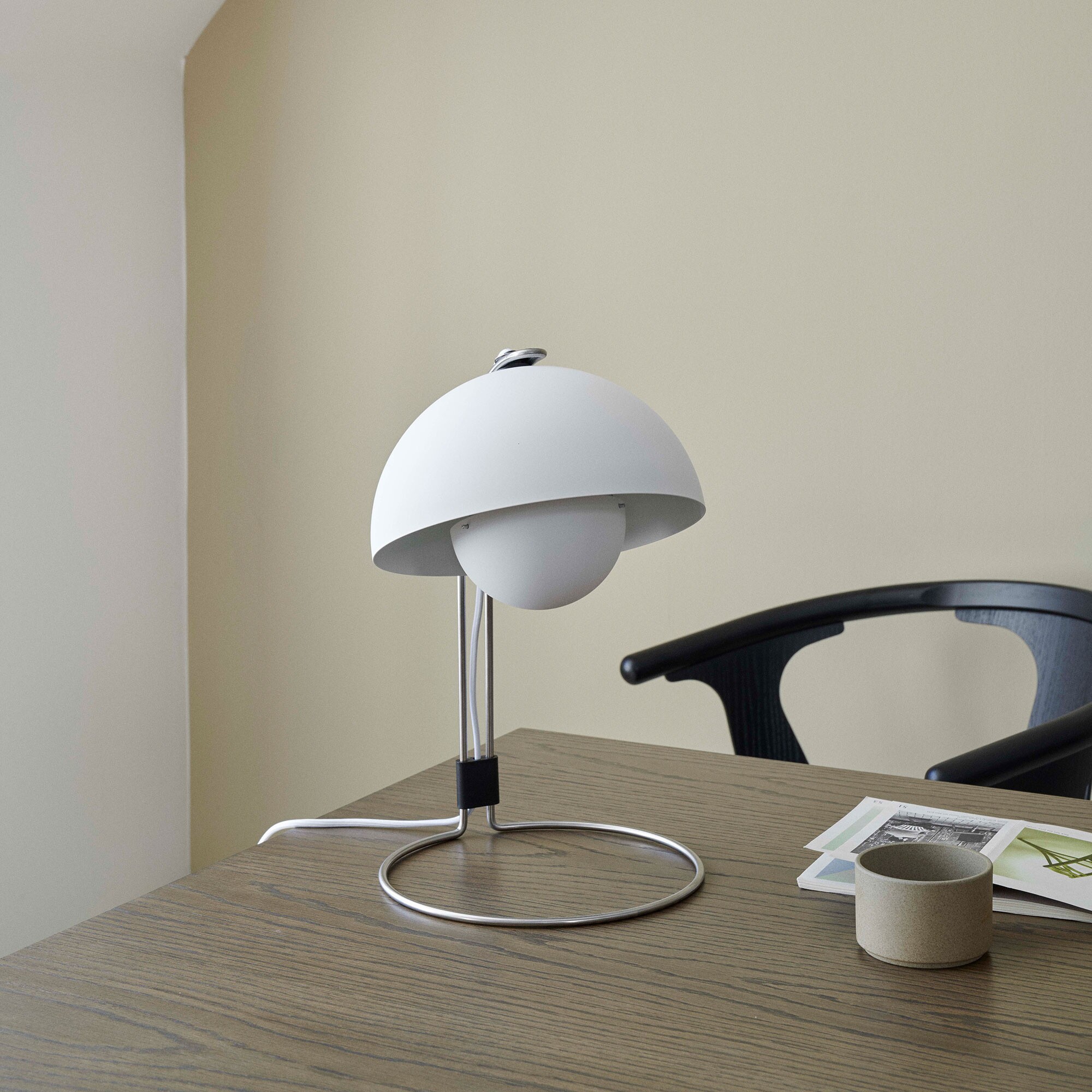 In Between SK6 Dining Table