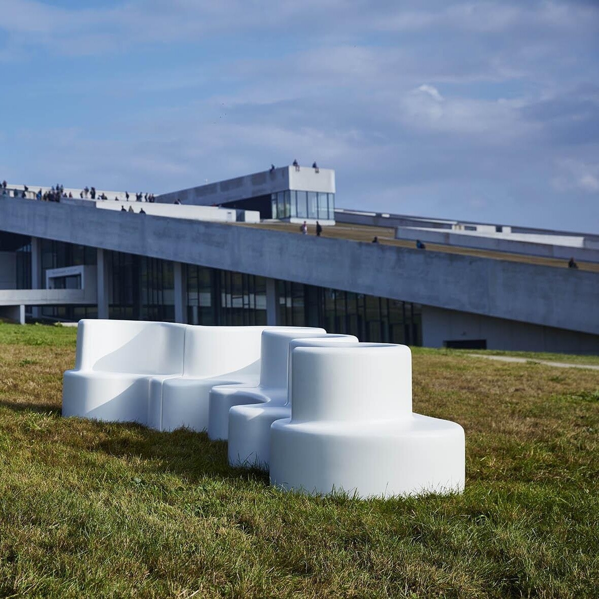 Cloverleaf In/Outdoor Sofa Middle Unit