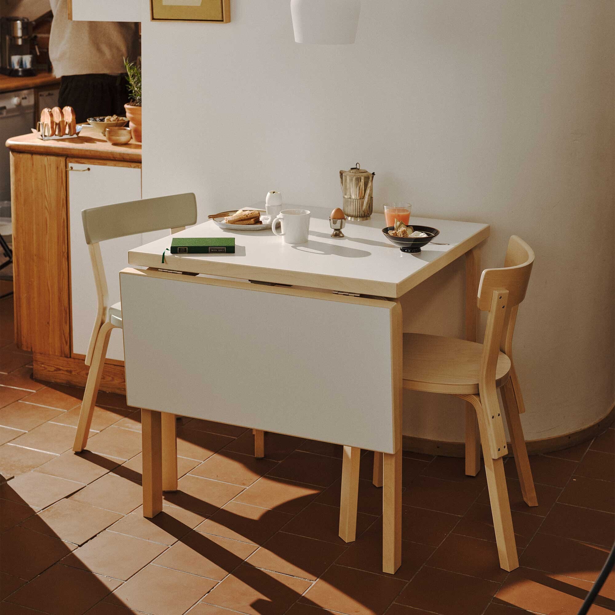 Aalto DL81C Folding Dining Table