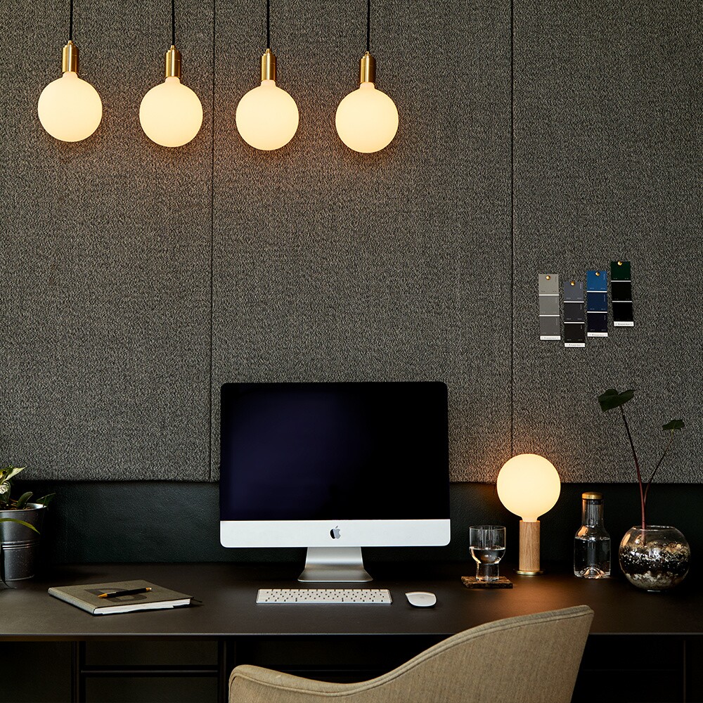 Oak Knuckle Table Lamp With Sphere IV LED E27 8W Dim To Warm