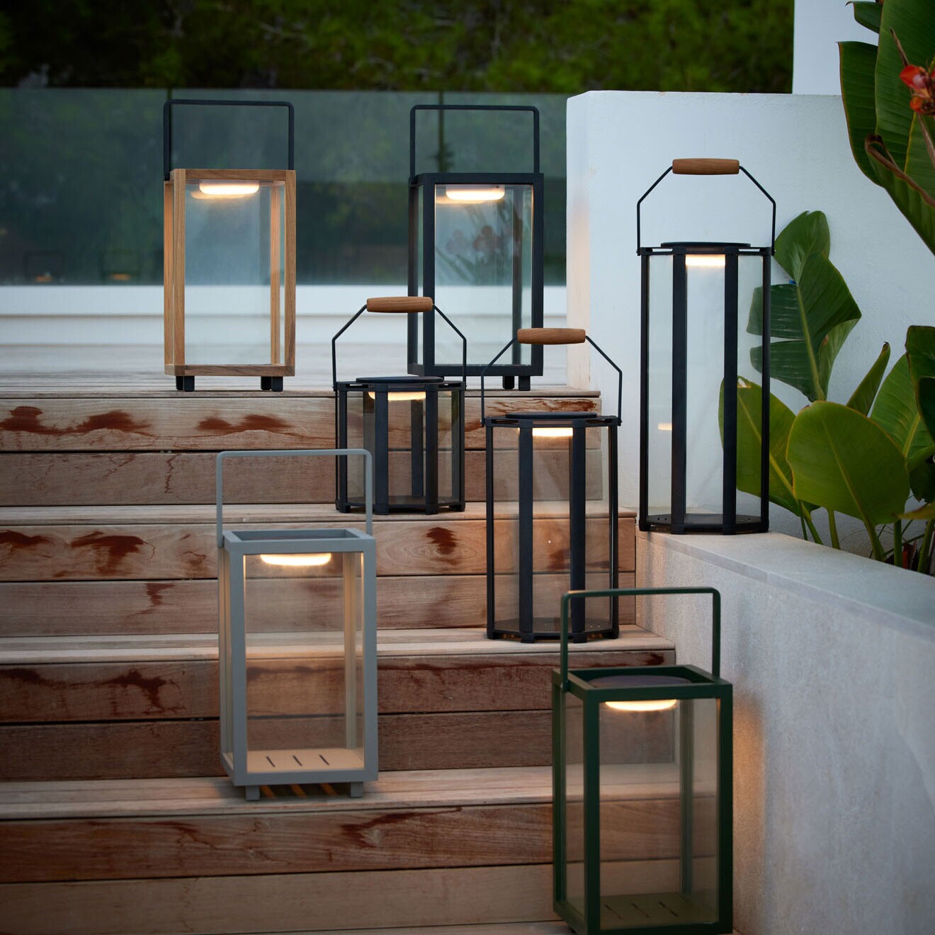 Lighthouse Lid with solar LED