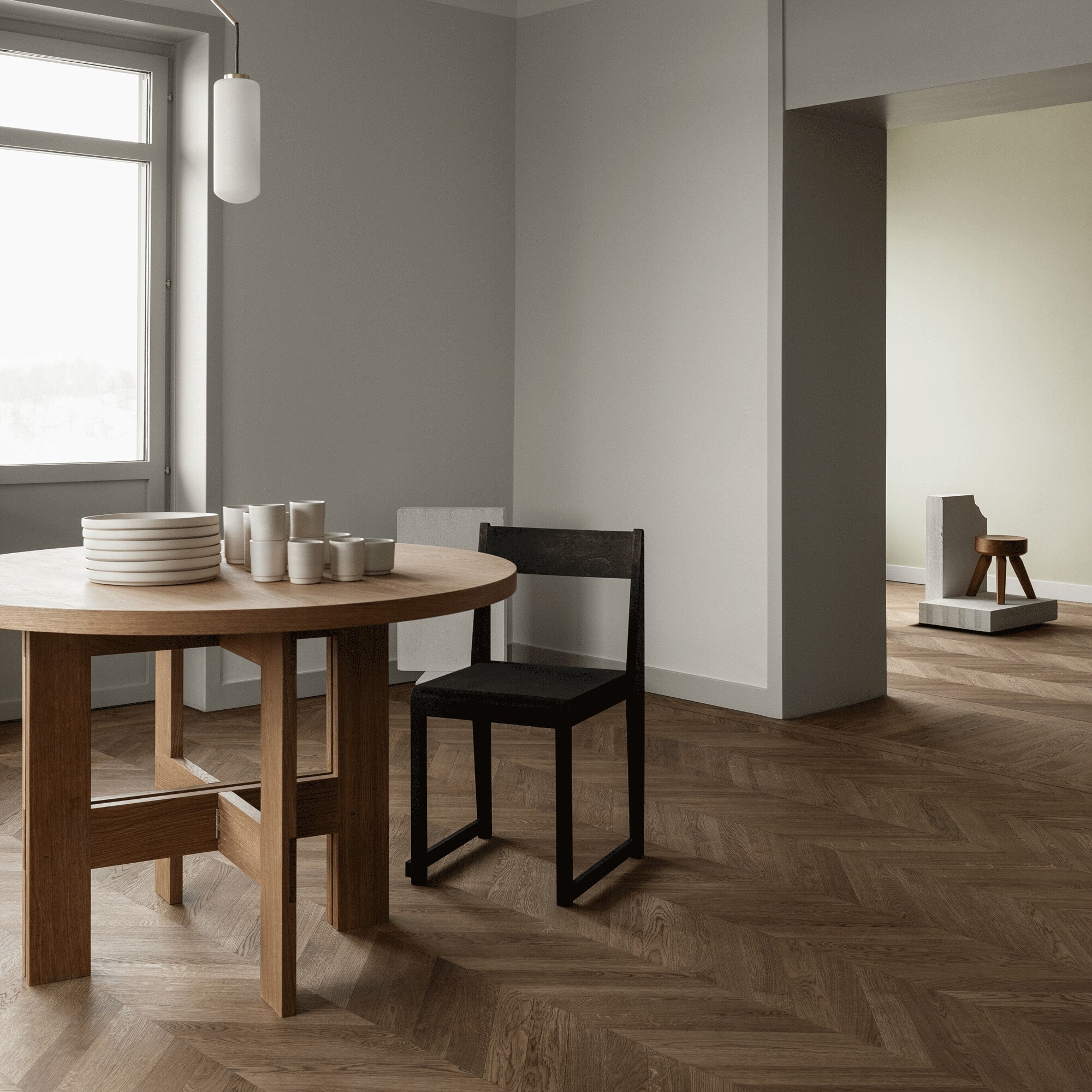 Farmhouse Table Round