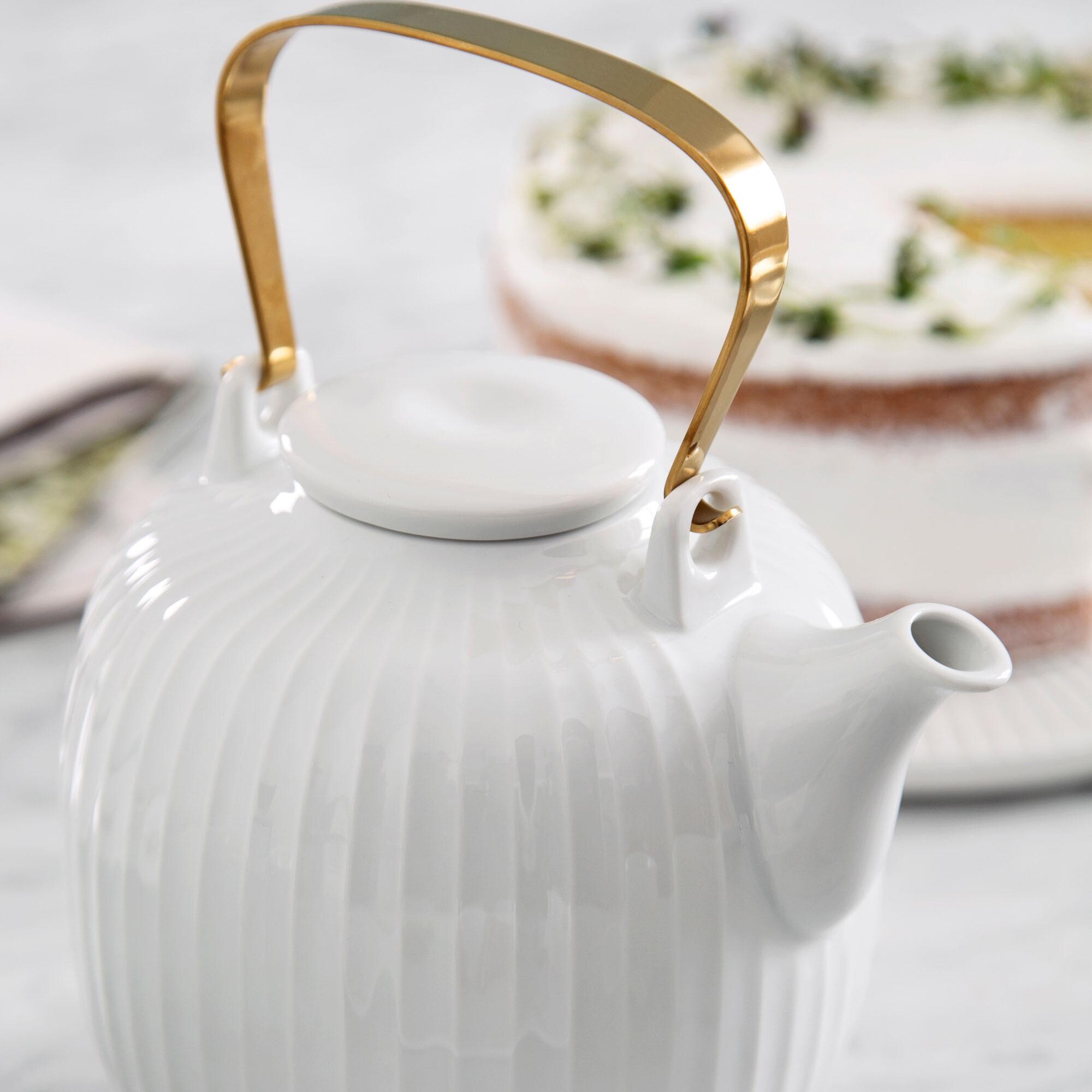 Hammershøi Teapot
