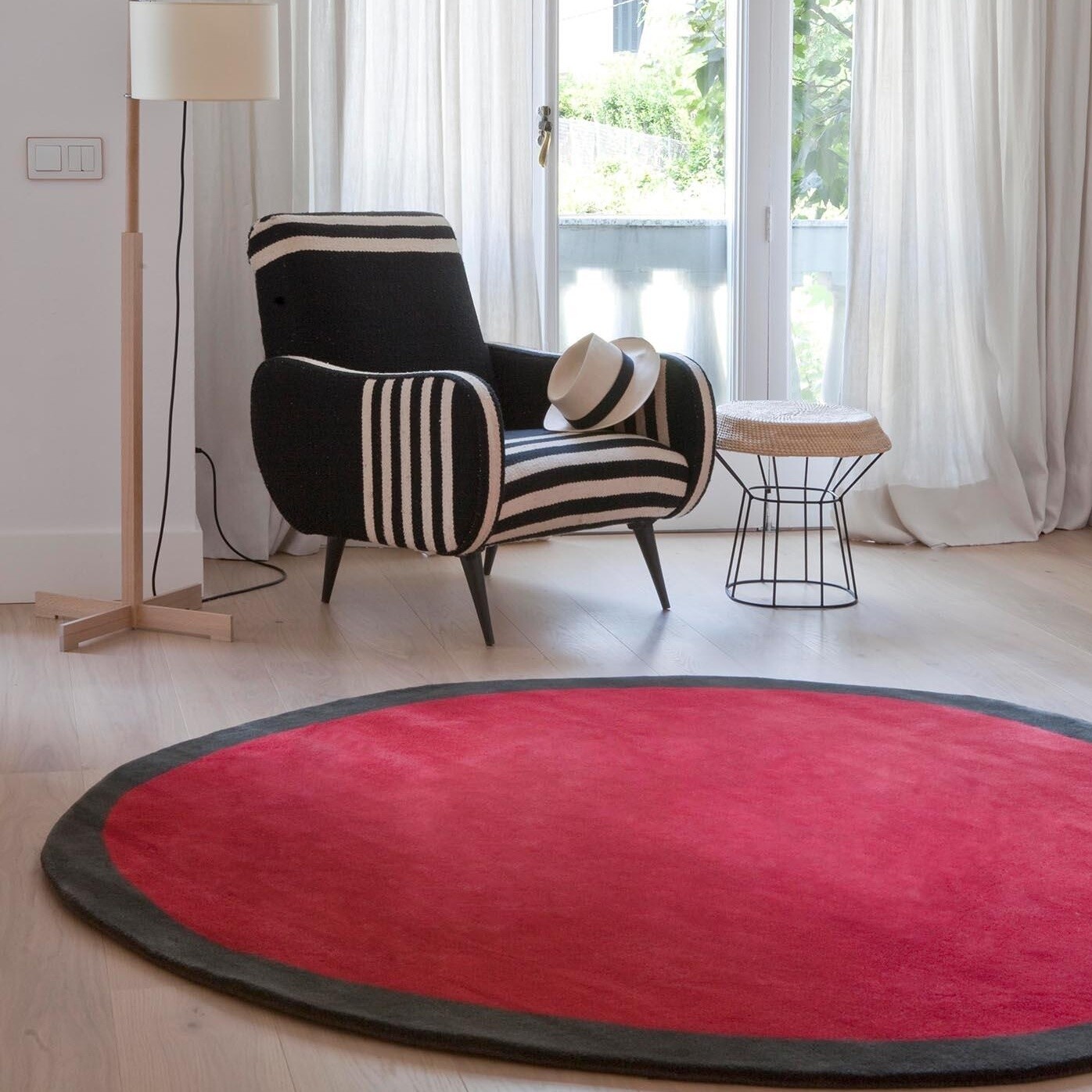 Aros Round Rug