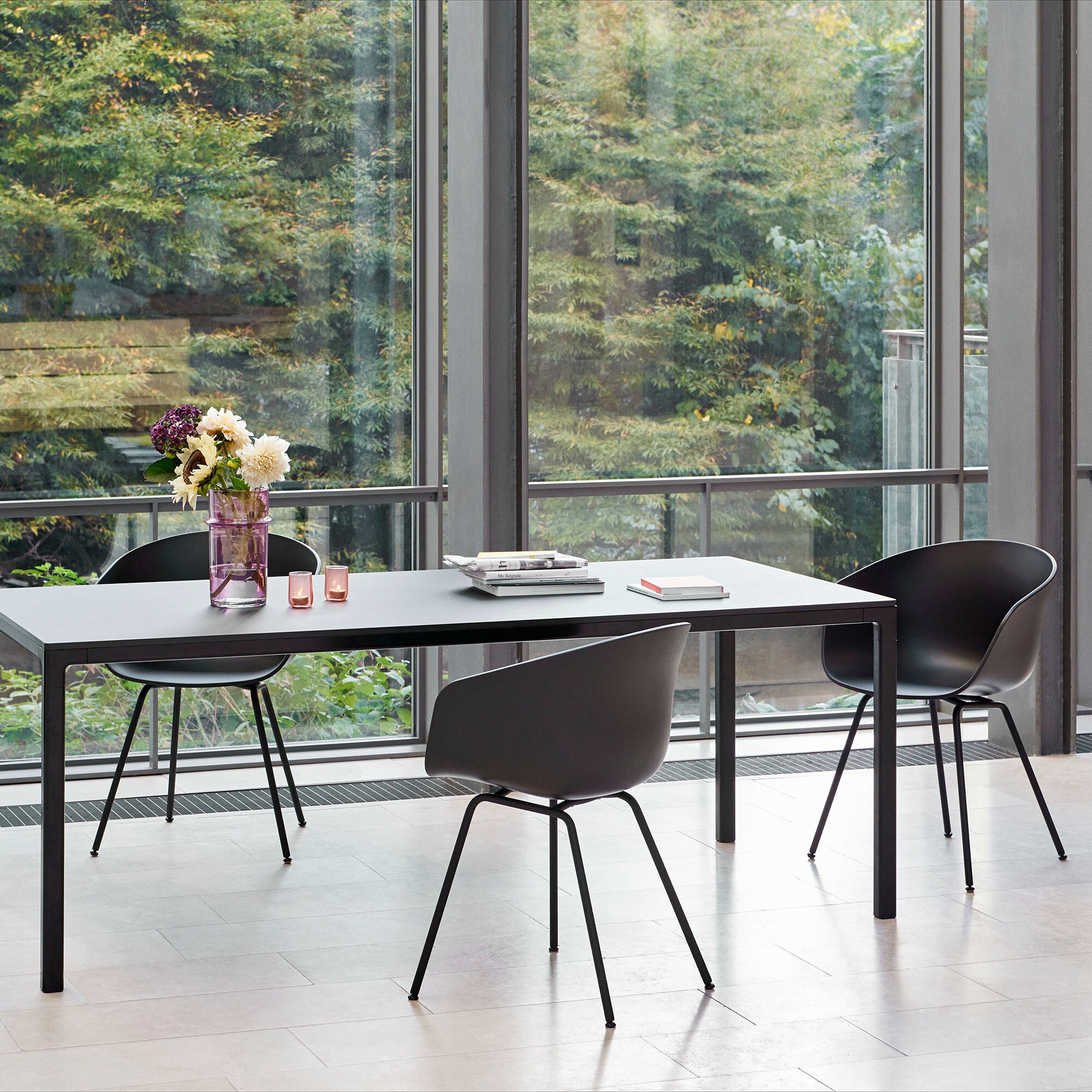 About a Chair AAC 26 2.0 Black Base