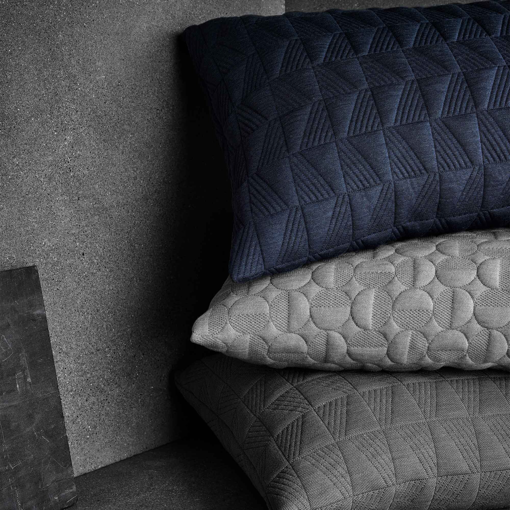 AJAJ Cushion Trapeze 60x40cm