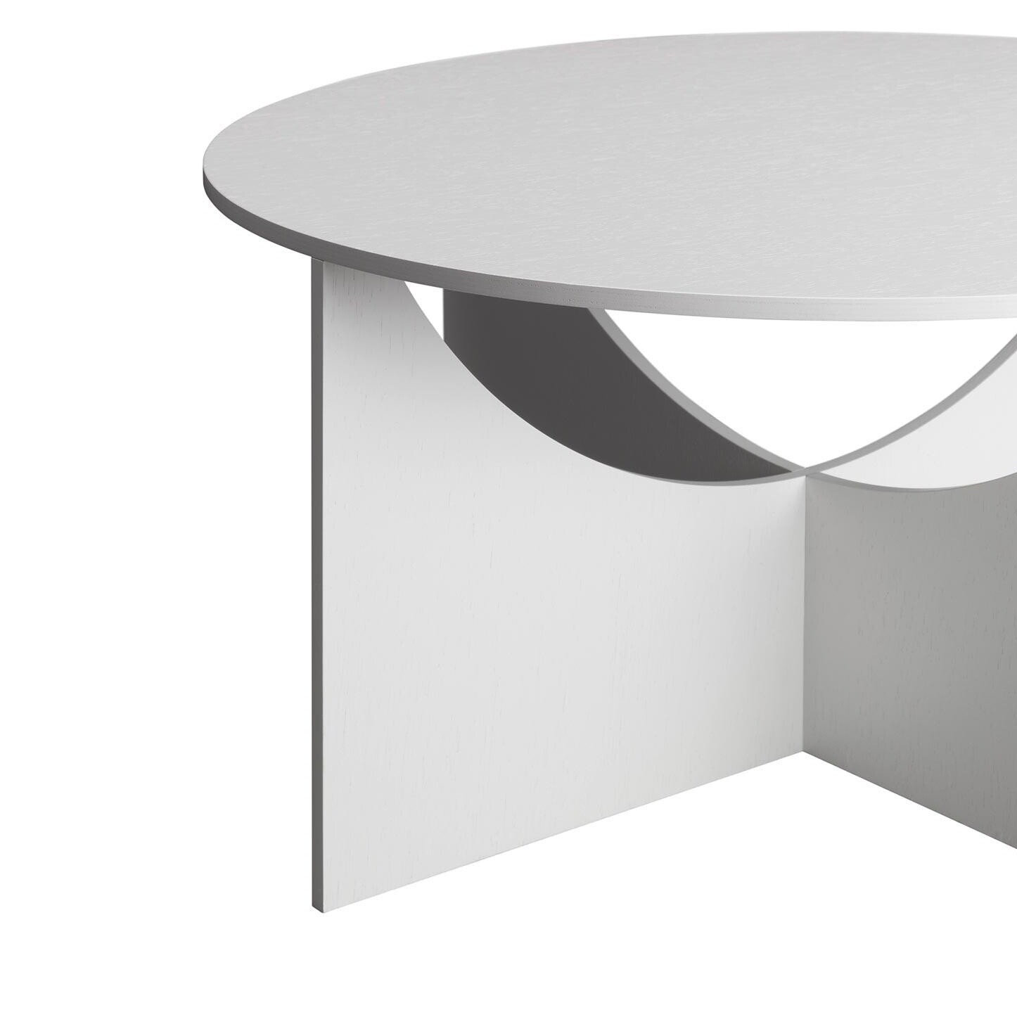 e15 FK05 Charlotte Coffee Table