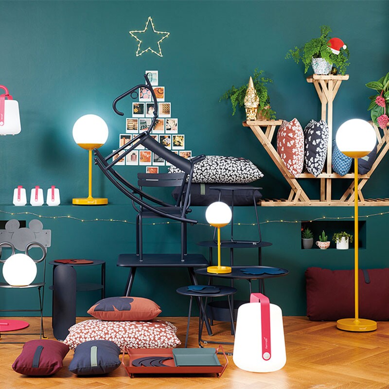 Mooon! LED Table Lamp With Battery