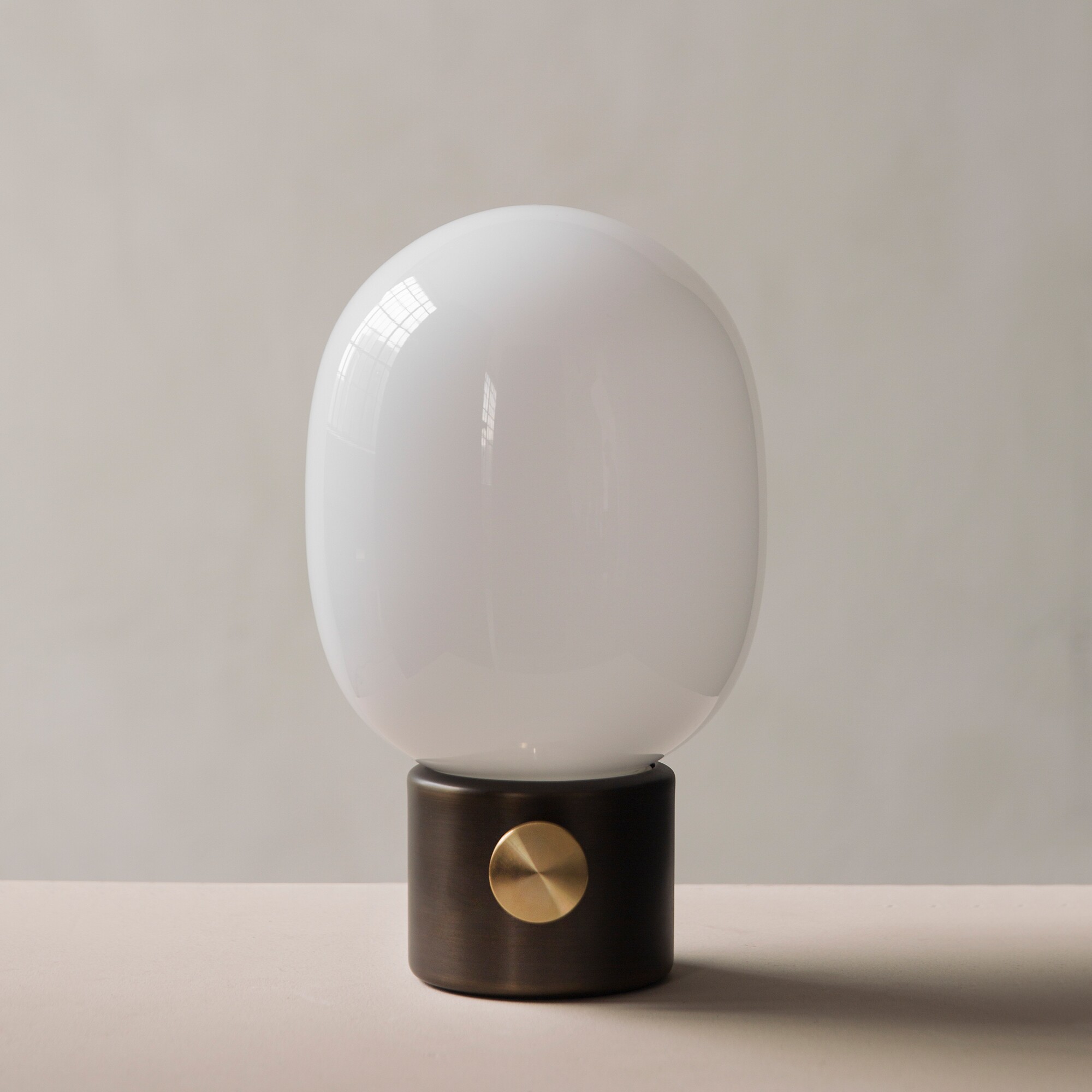 JWDA Table Lamp Brass