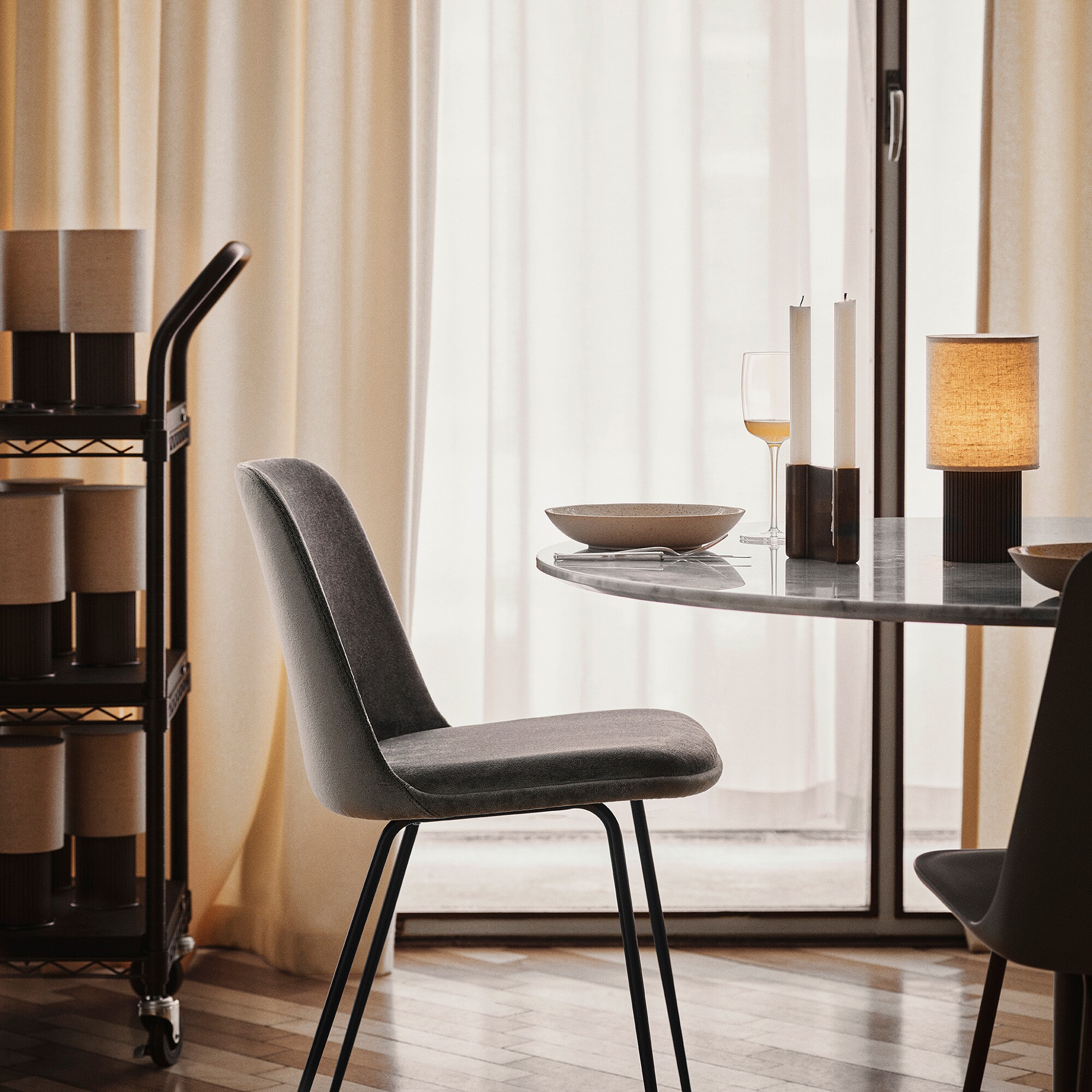 Manhattan SC52 LED Table Lamp with Battery