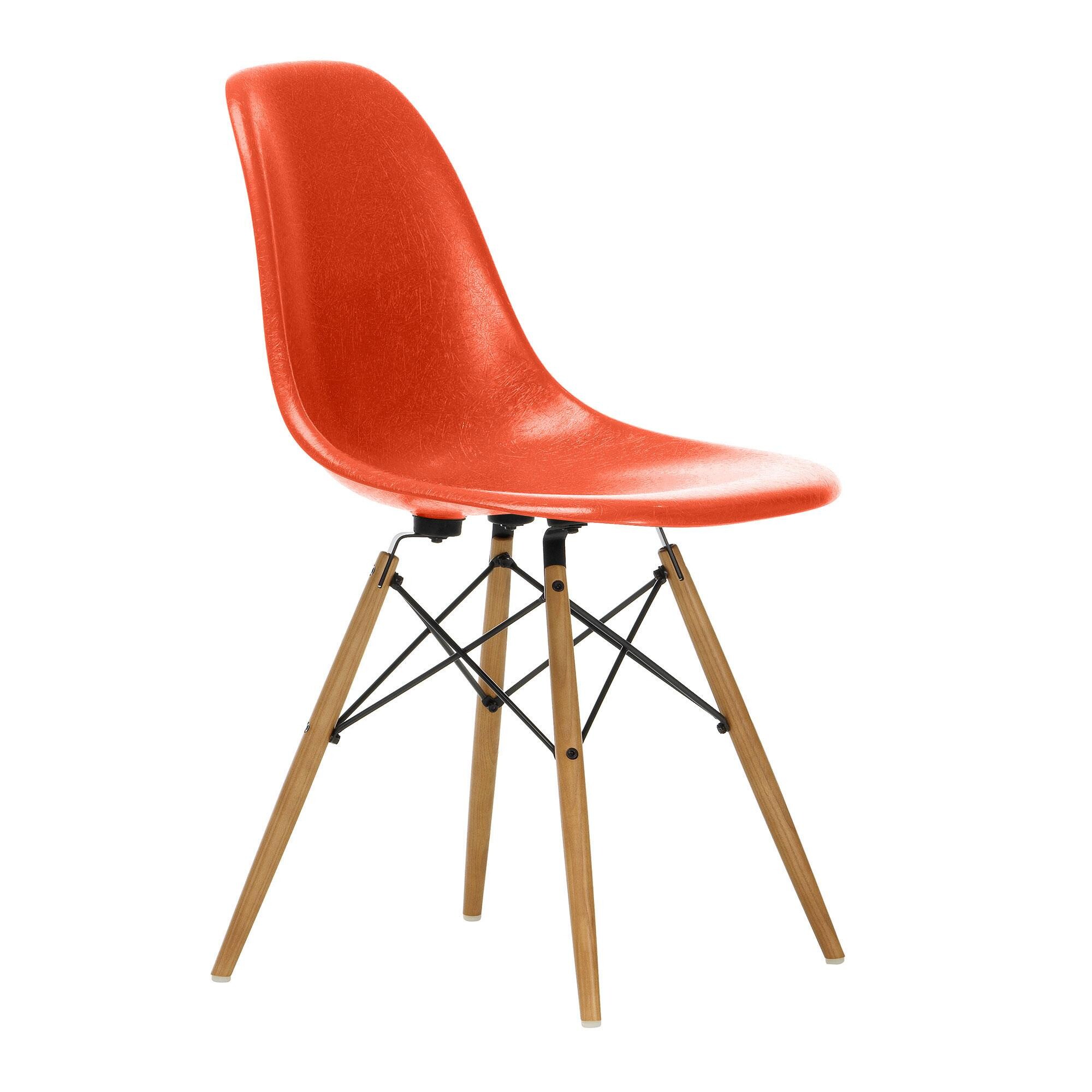 Eames Fiberglass Side Chair DSW Ash Base