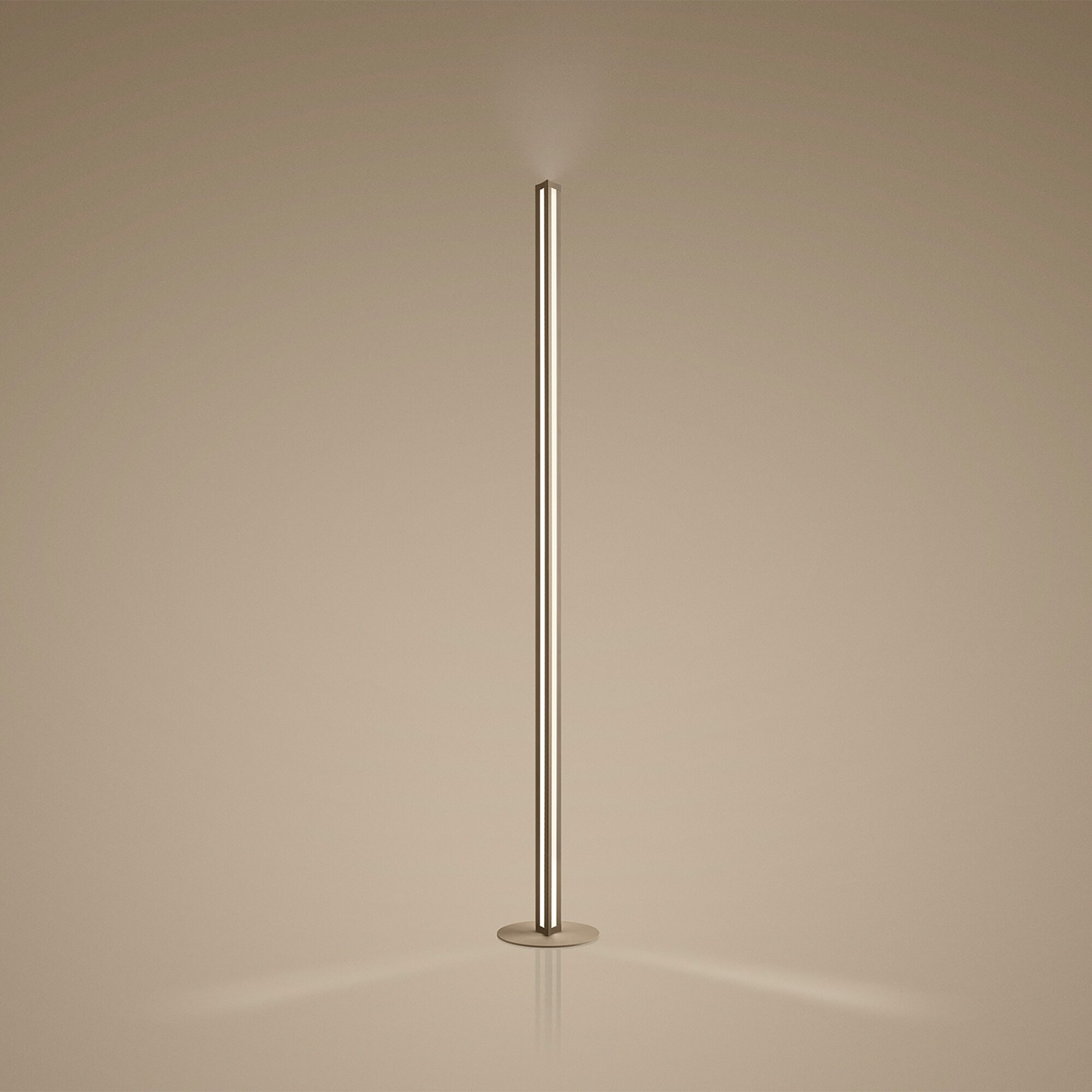 Chiaroscura LED Floor Lamp