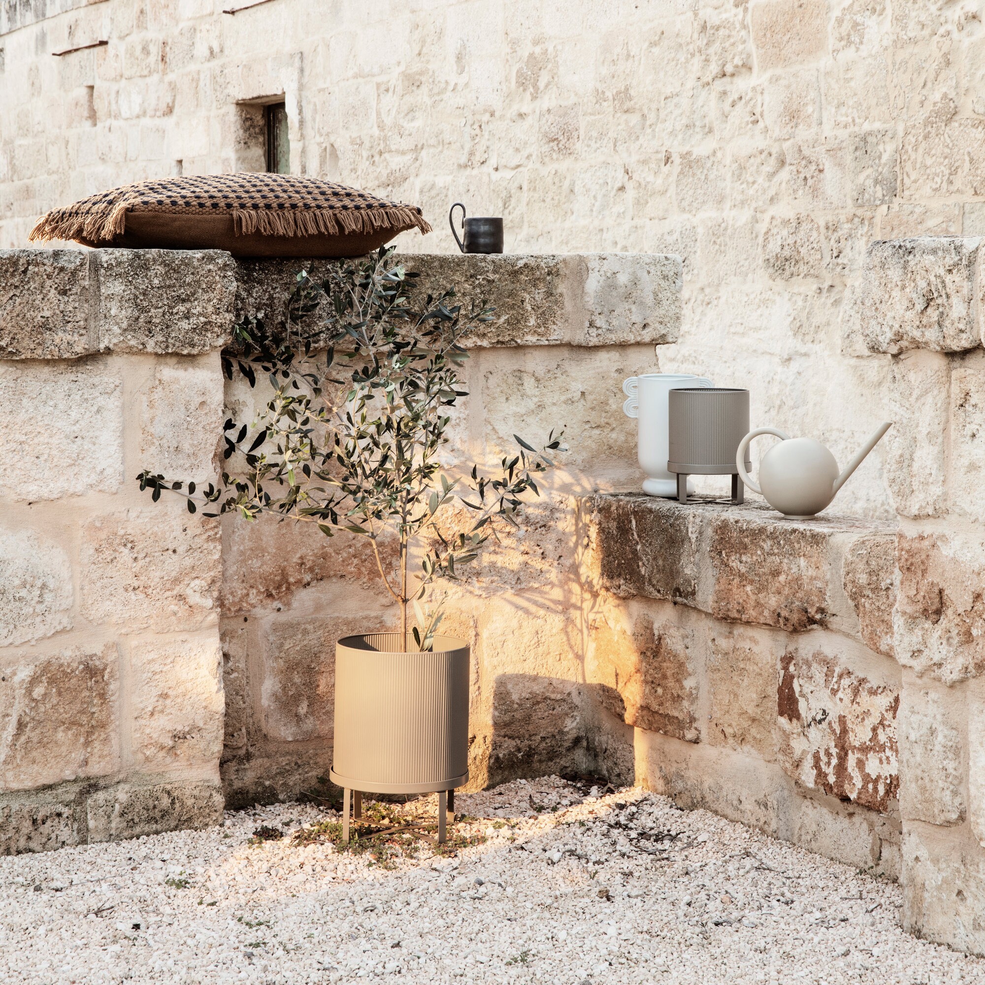 Bau Outdoor Plant Pot L