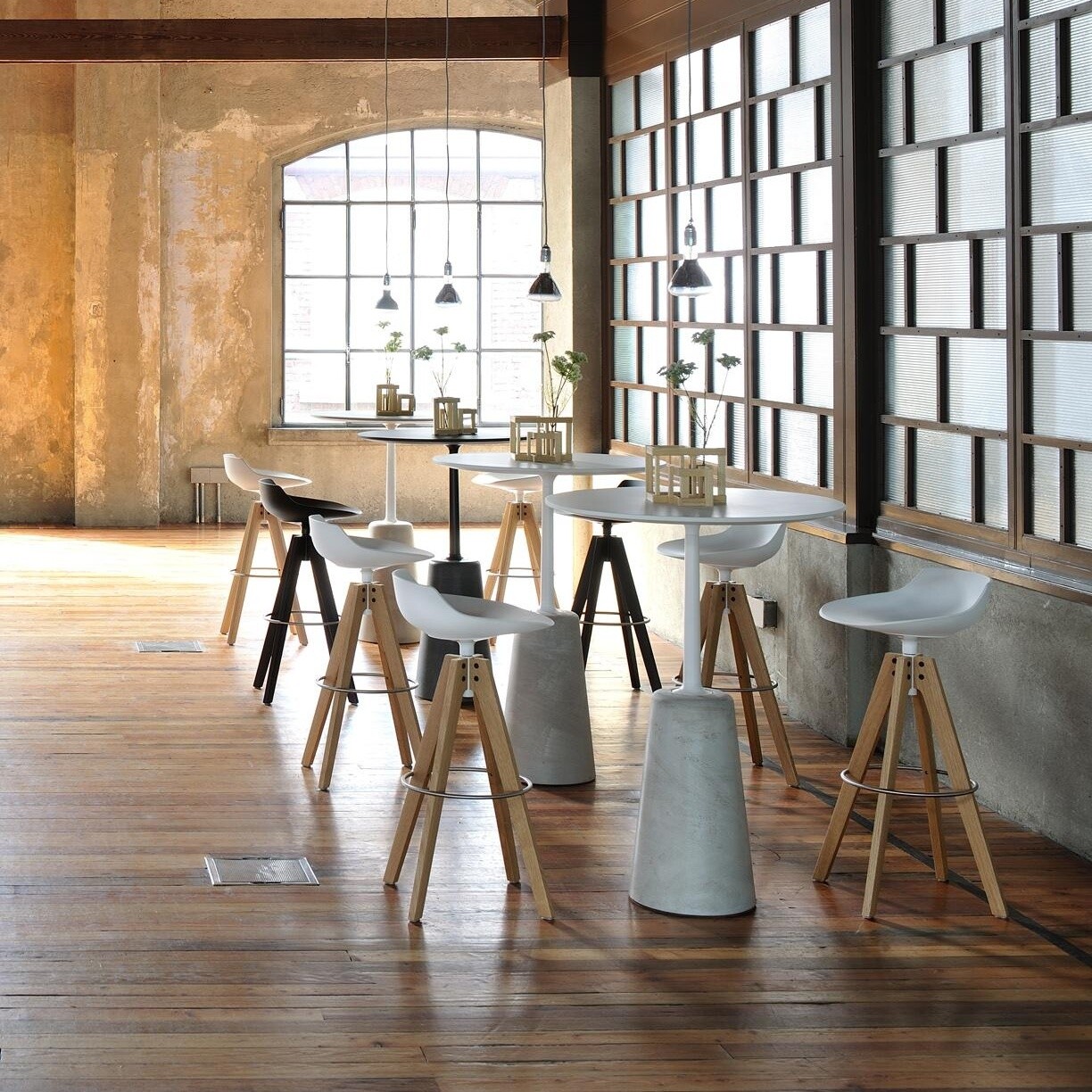 Flow Barstool Frame Oak 65cm