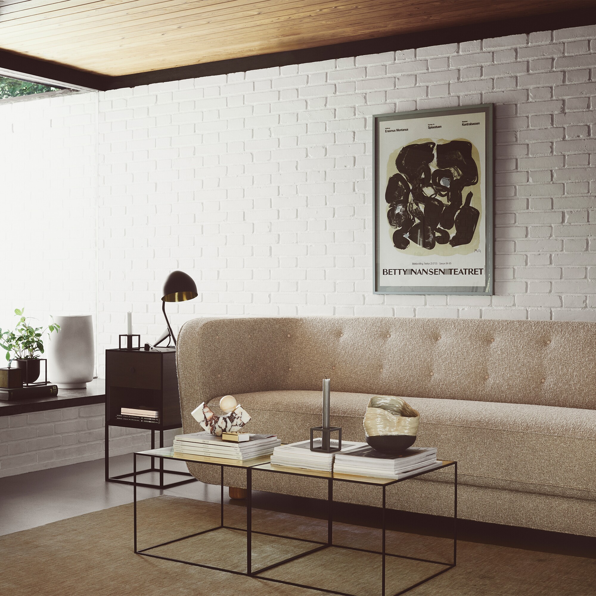 Frame 35 Sideboard with 1 Drawer