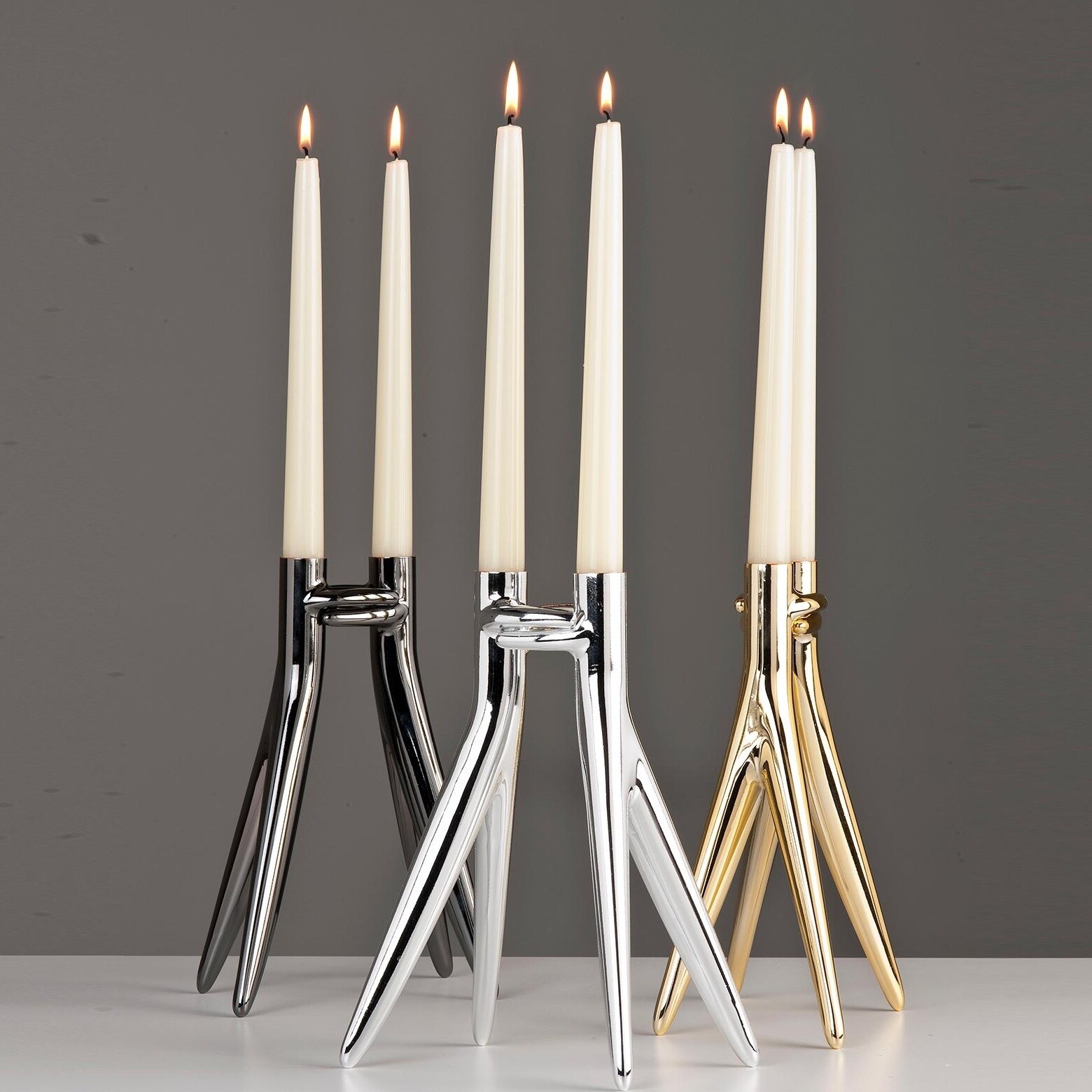 Abbracciaio Candle Holder