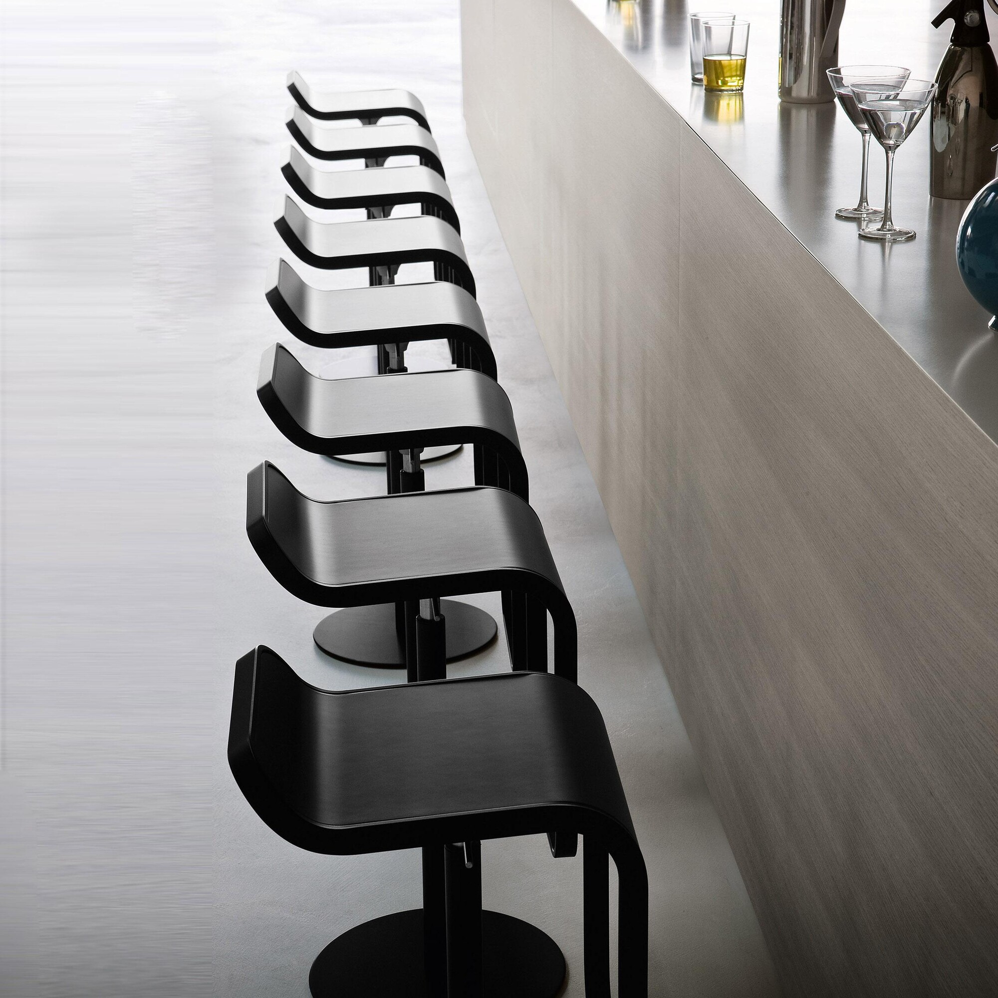 LEM S80 Bar Stool Frame Black Seat Laminate