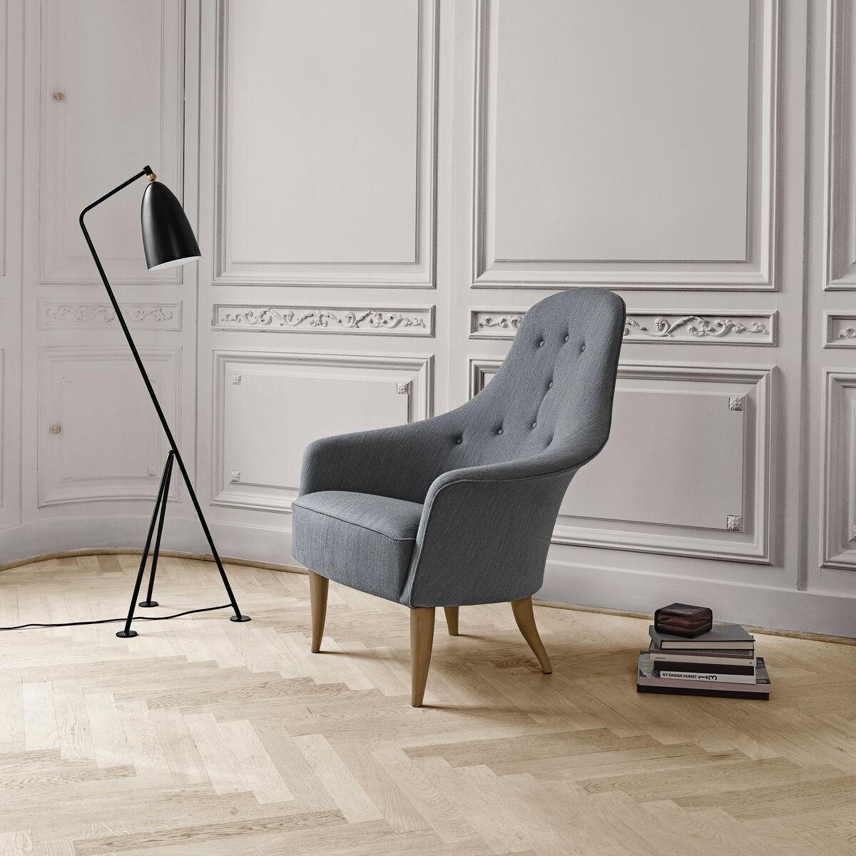 Gräshoppa Floor Lamp