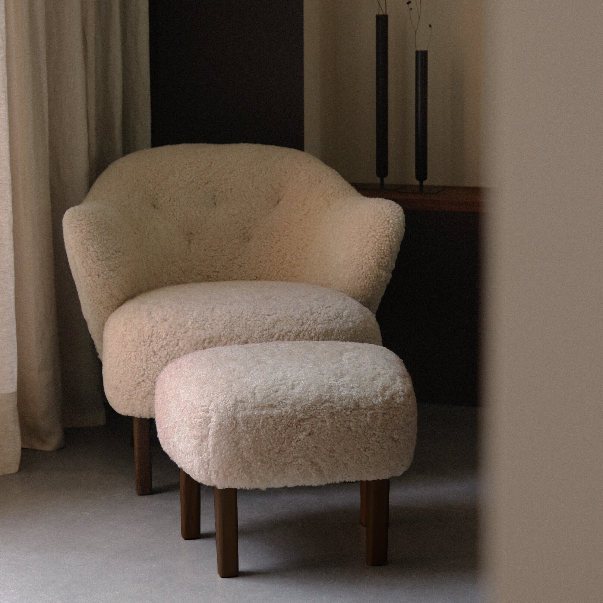 Ingeborg Lounge Chair Sheepskin
