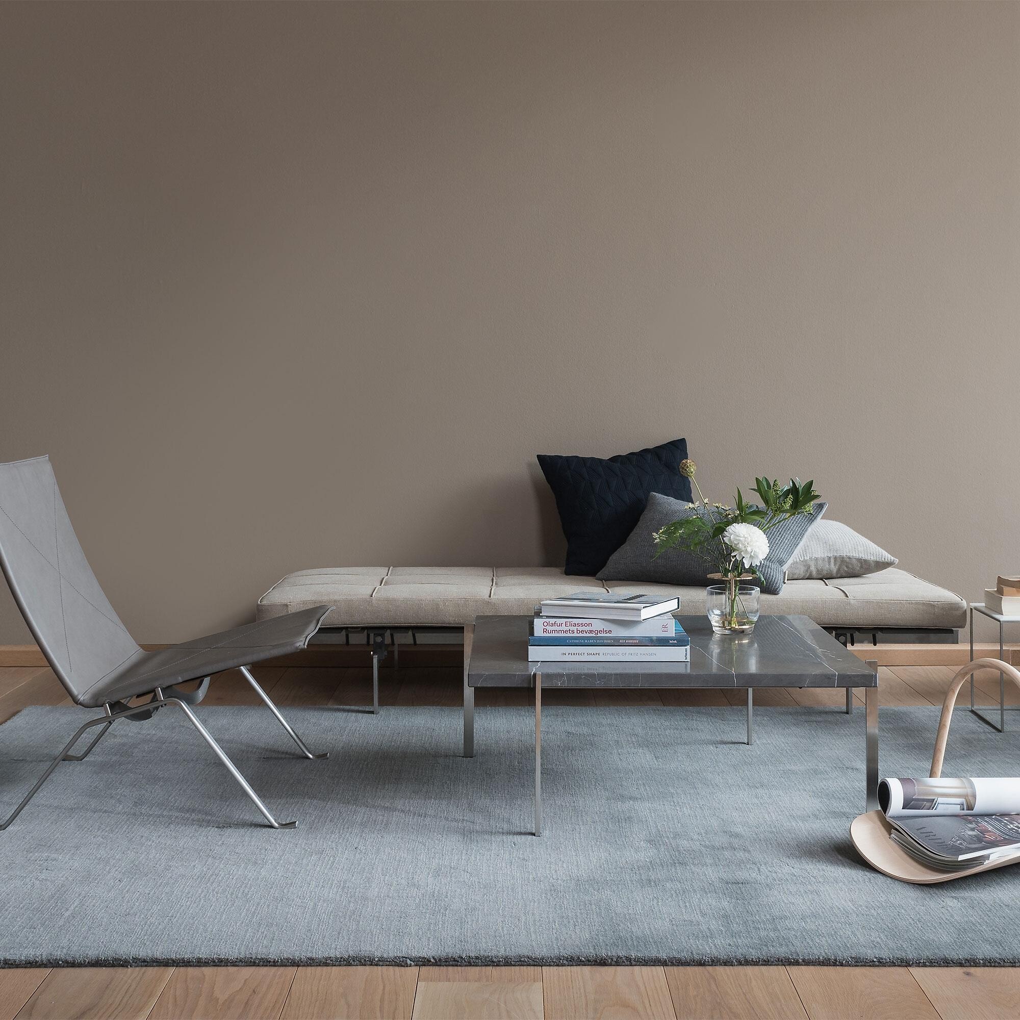 AJ Cushion Trapeze 50x50cm