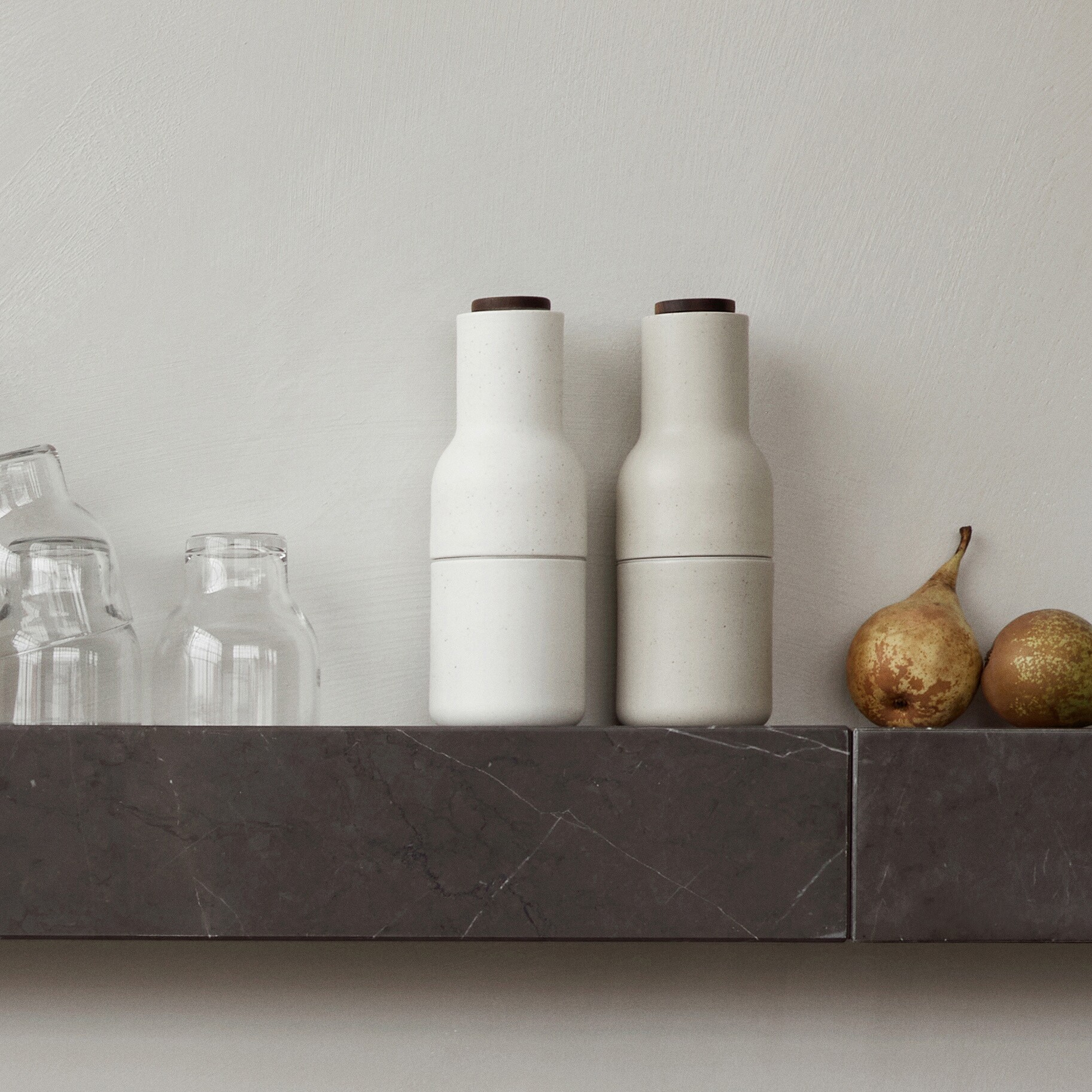 Bottle Grinder Set of 2 ceramics