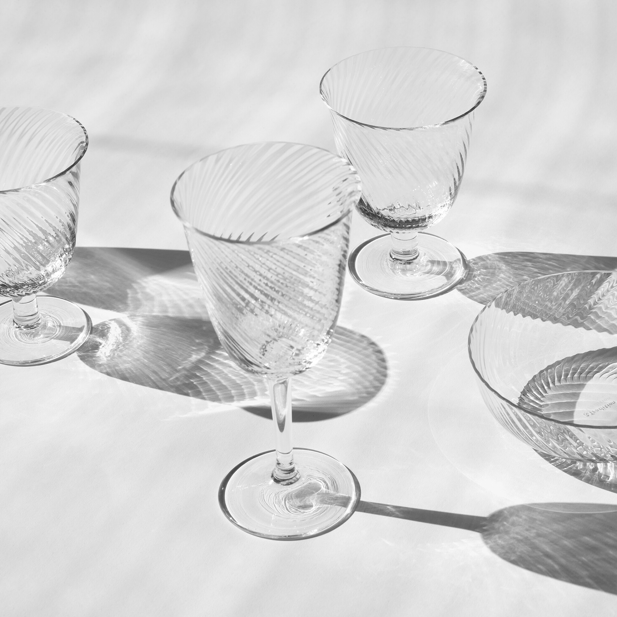 Collect SC79 Wine Glass Set of 2