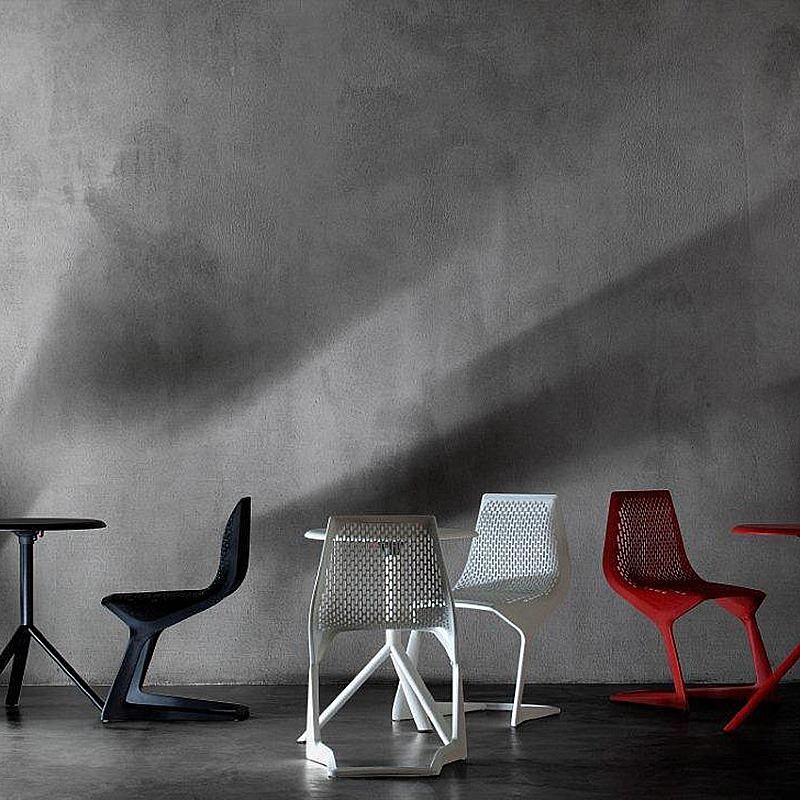 Myto Cantilever Chair