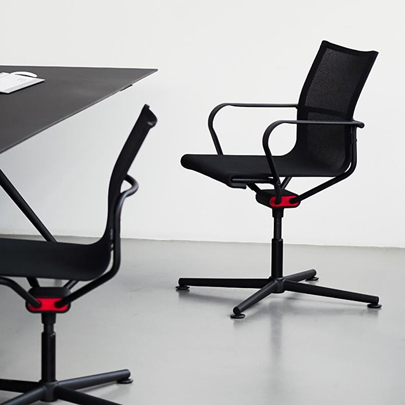 D1 Office Chair With Armrests 4-legged
