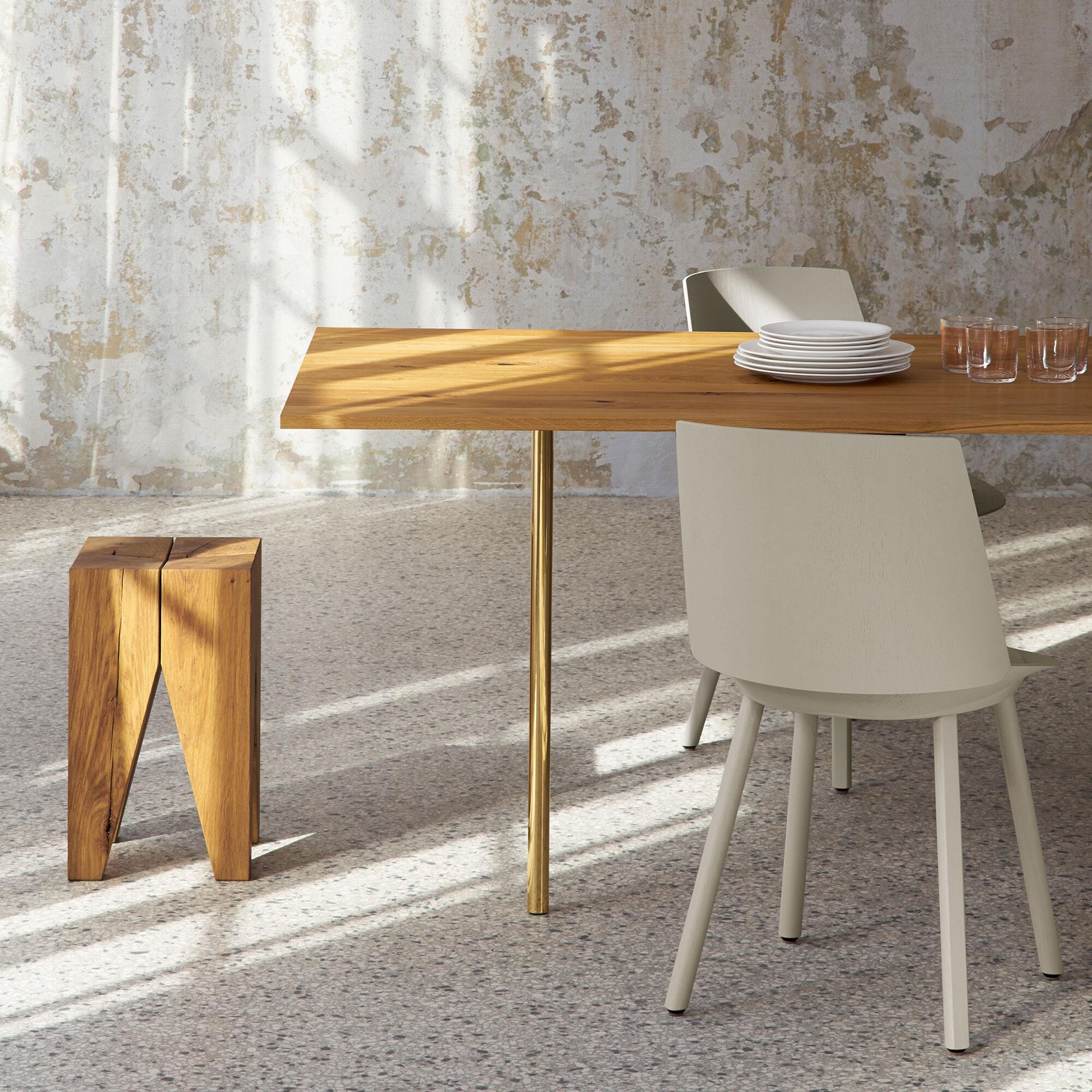 e15 TA14 Anton Dining Table