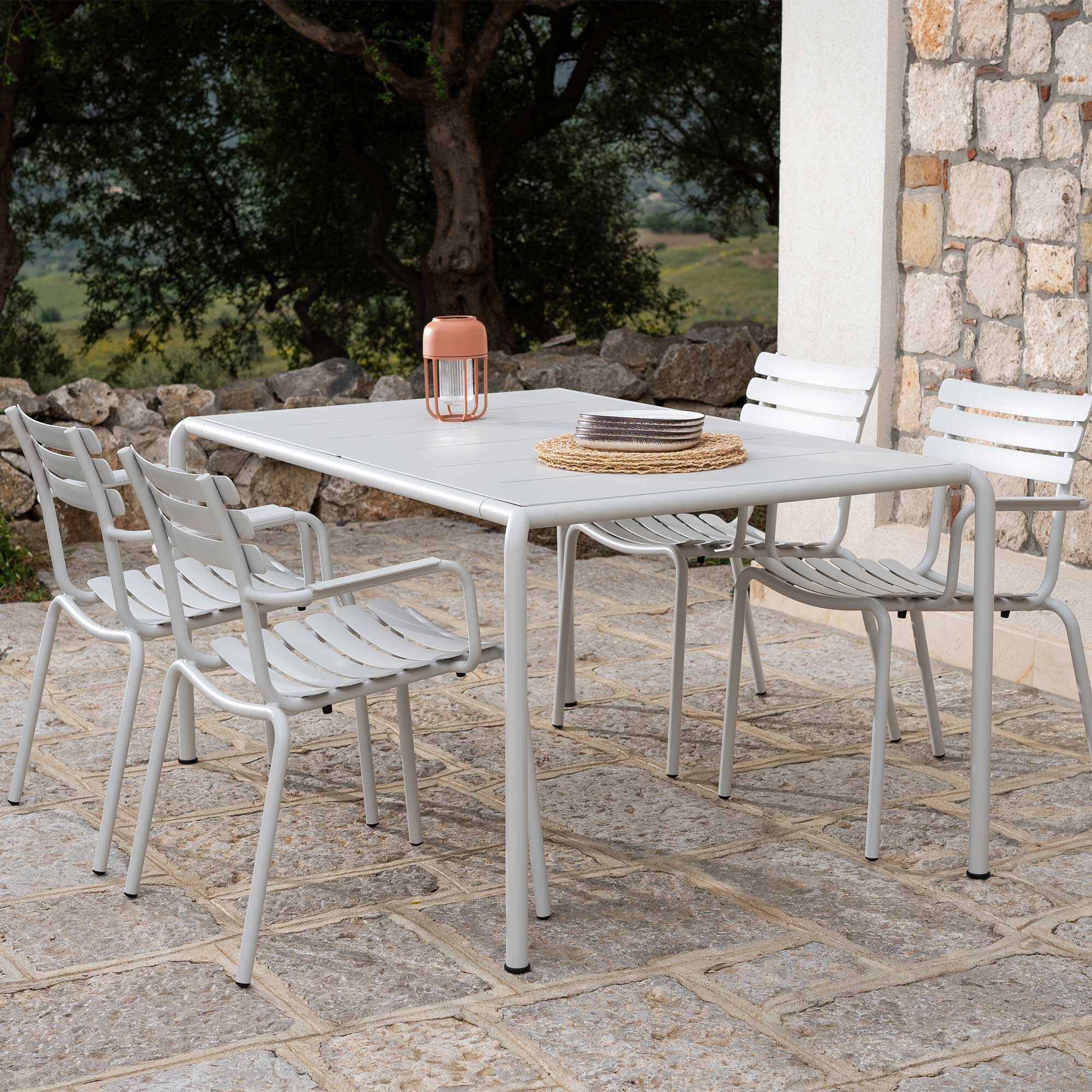 Avanti Outdoor Dining Table 153x98cm