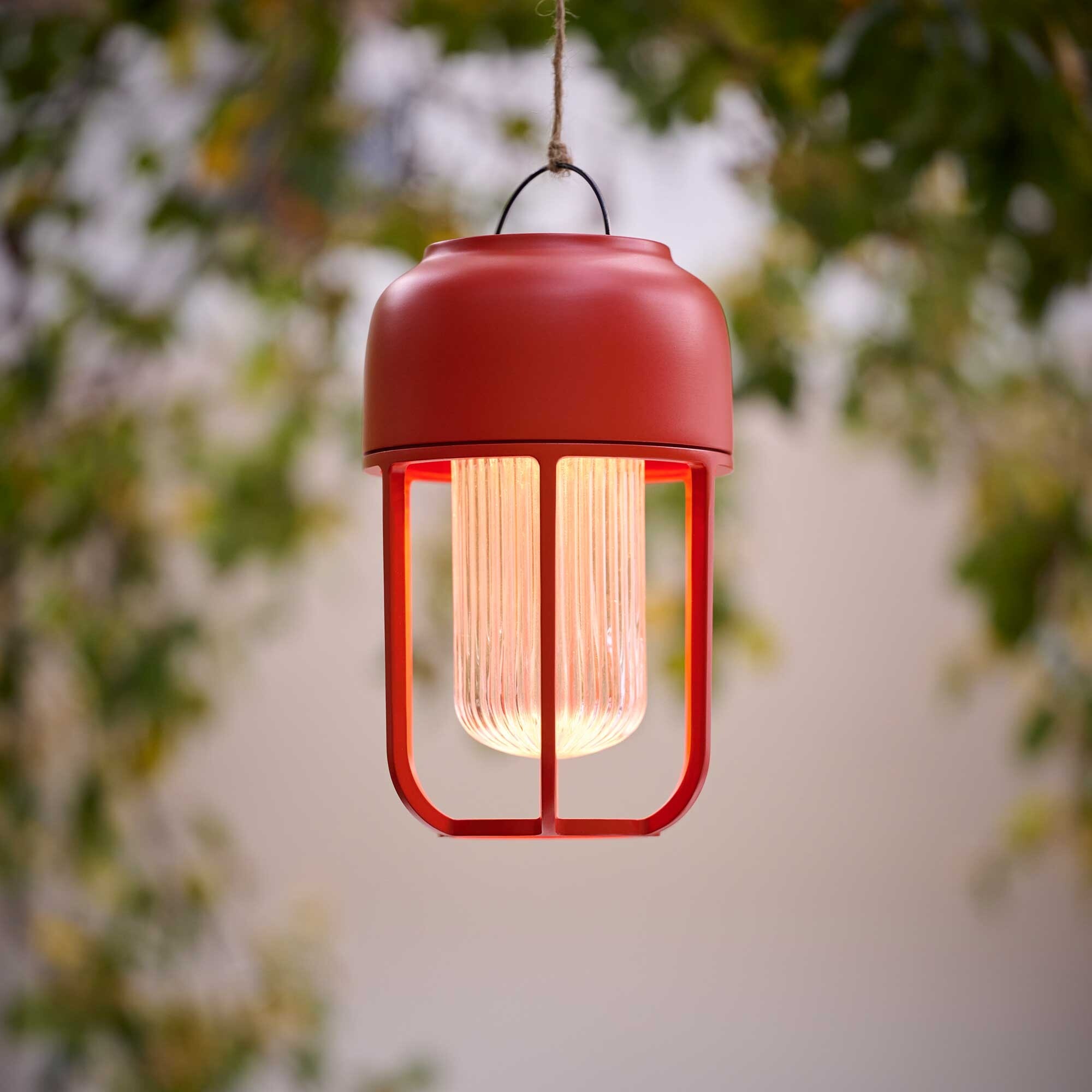 Light No1 LED Solar Table Lamp with Battery