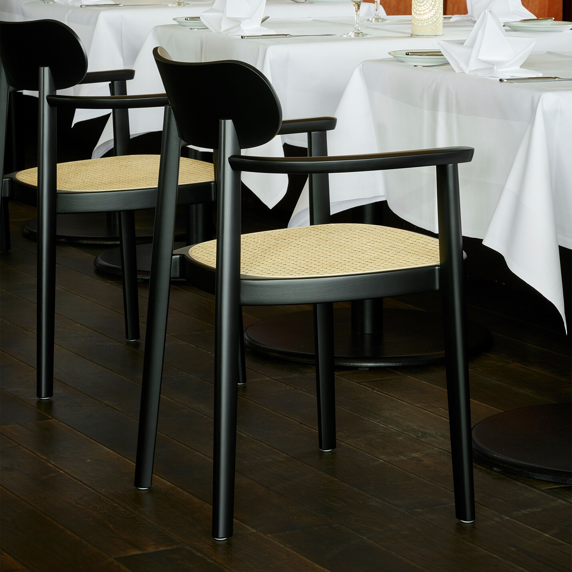 118 FV Armchair Wickerwork