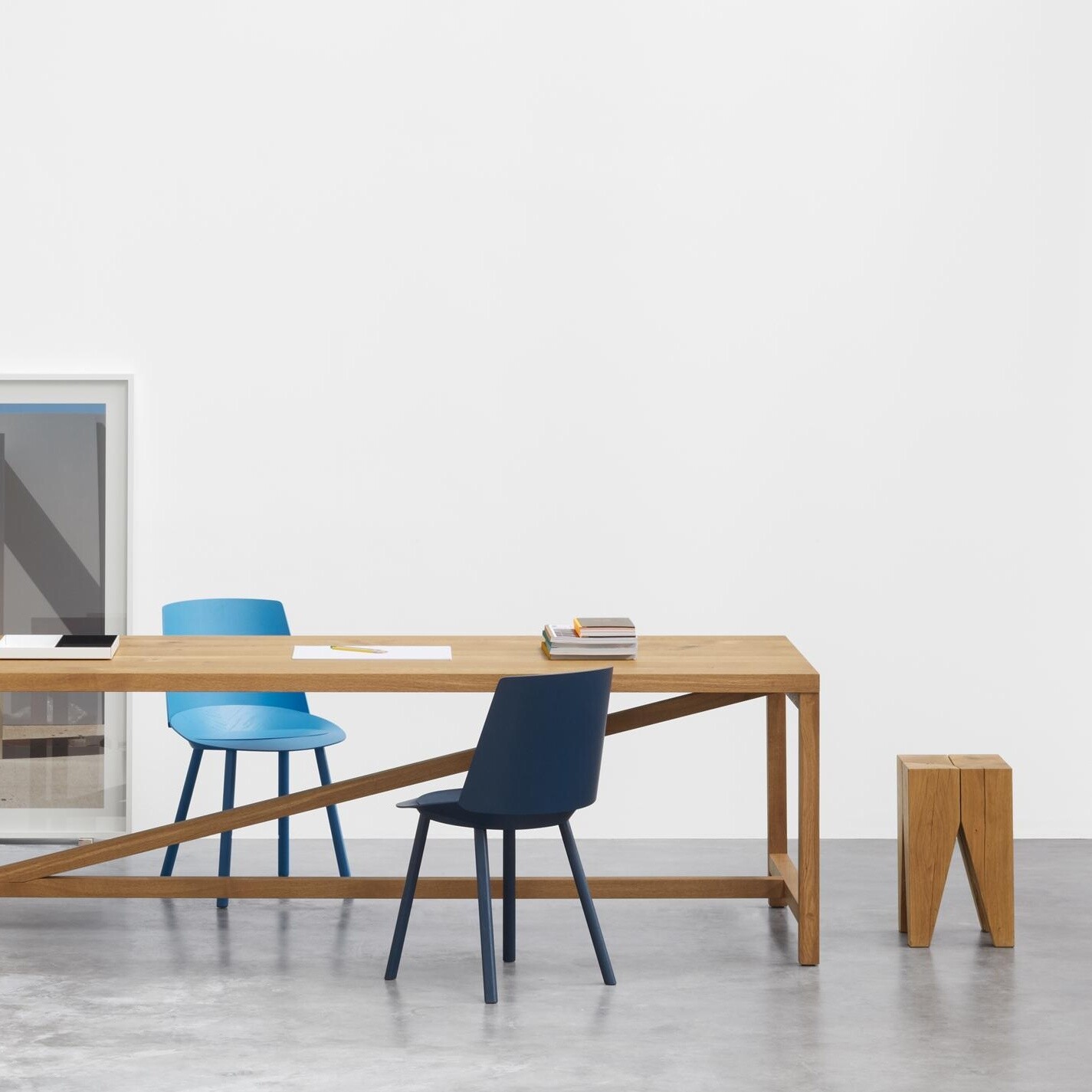 e15 ST04 Backenzahn Side Table