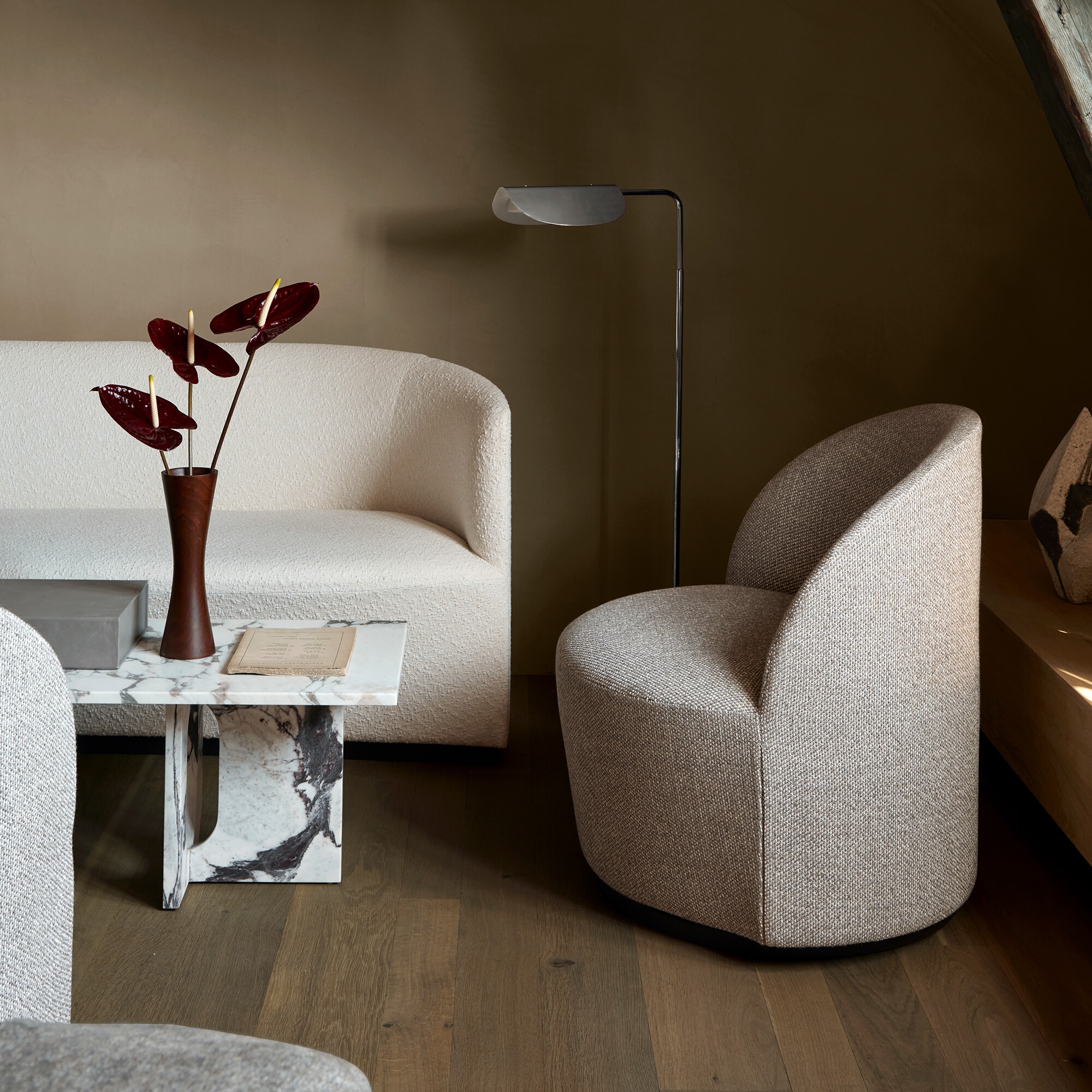 Androgyne Coffee Table Frame Marble 120x45cm