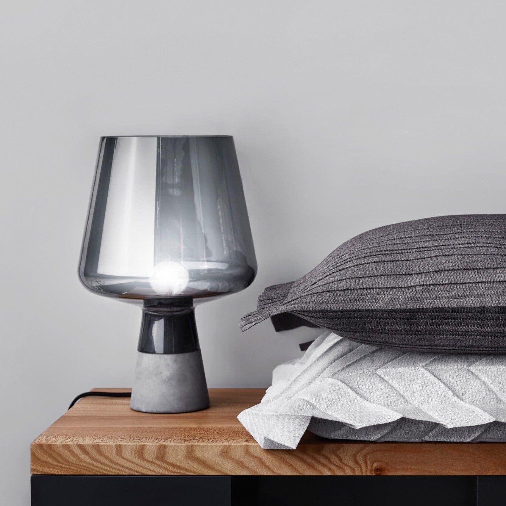 Leimu Table Lamp Concrete