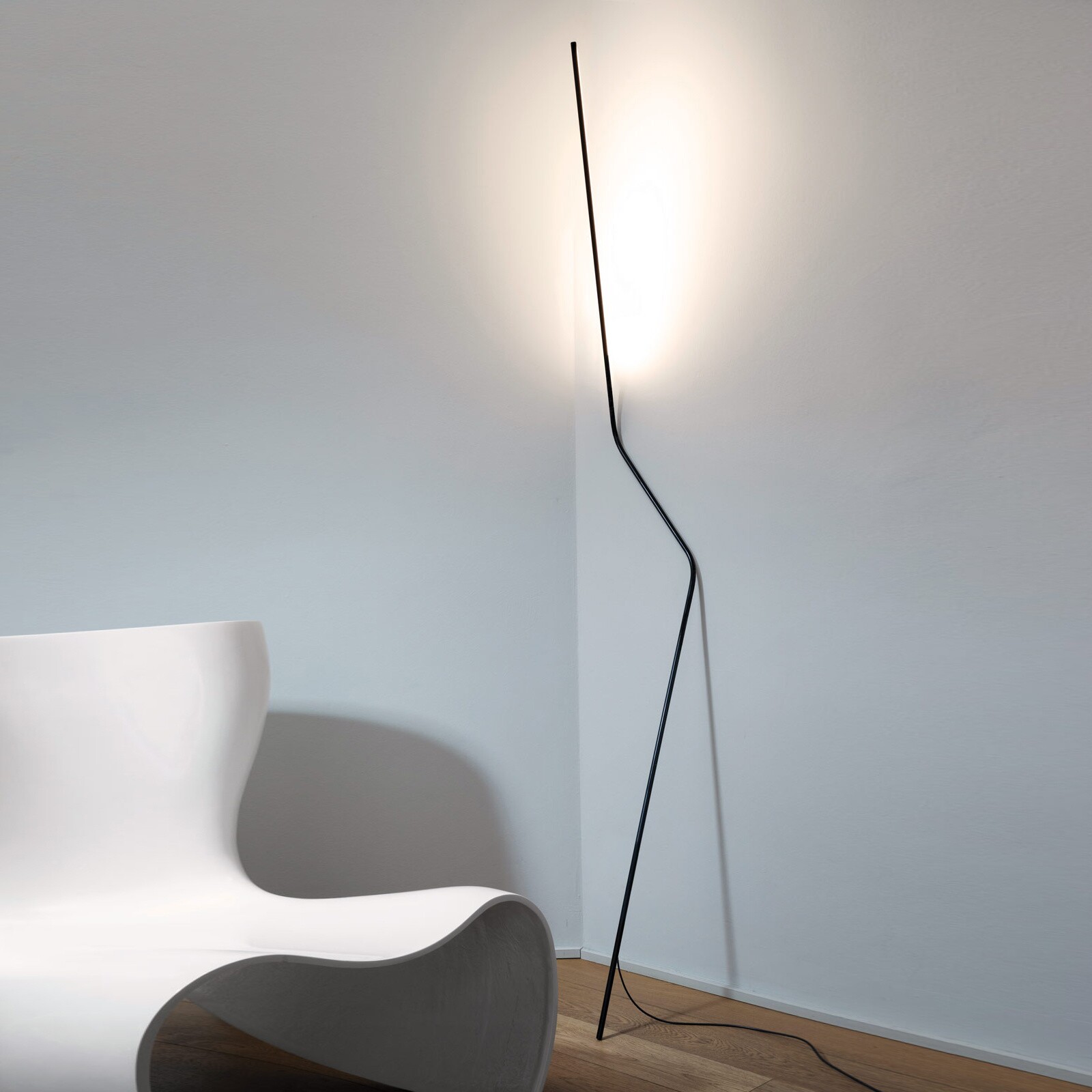 Neo LED Floor Lamp