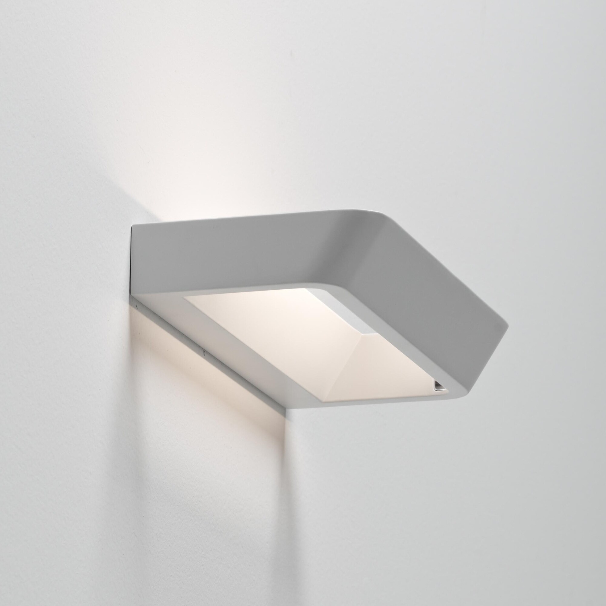 Belvedere W1 LED Wall Lamp