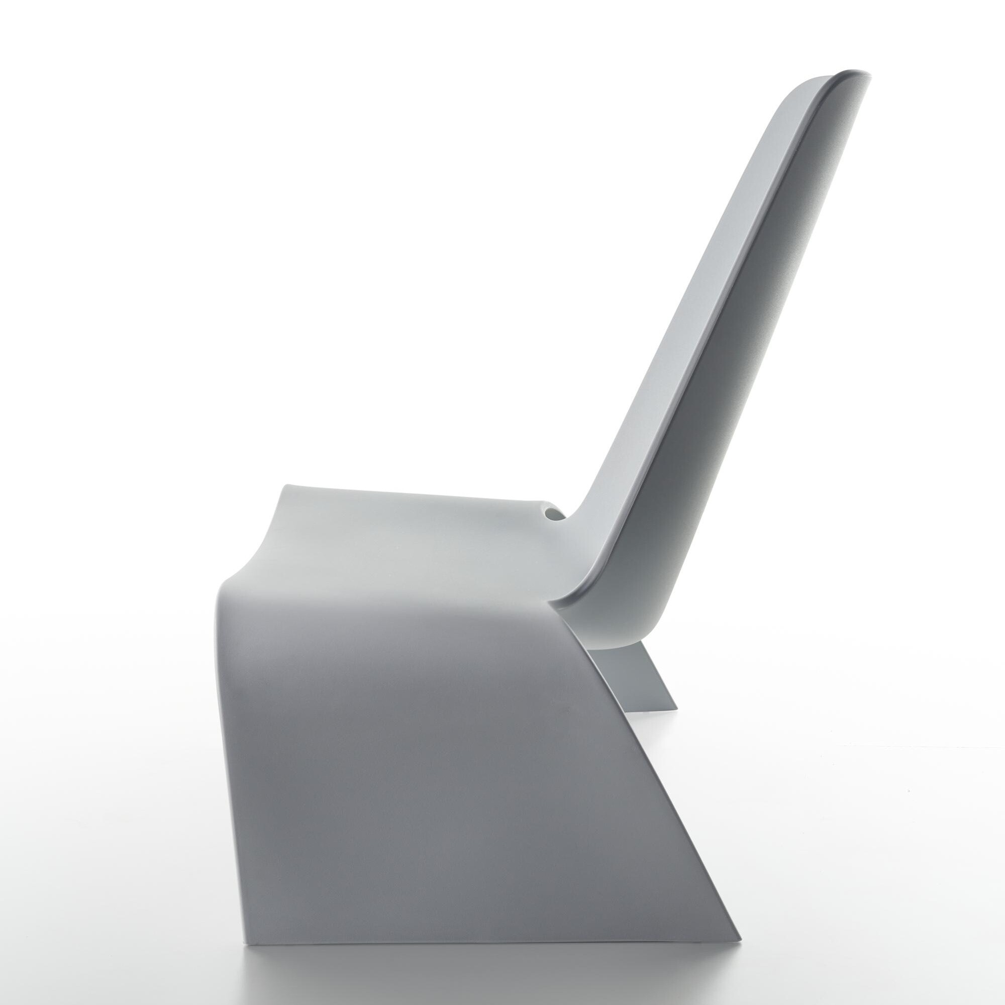 Land Outdoor Lounge Chair