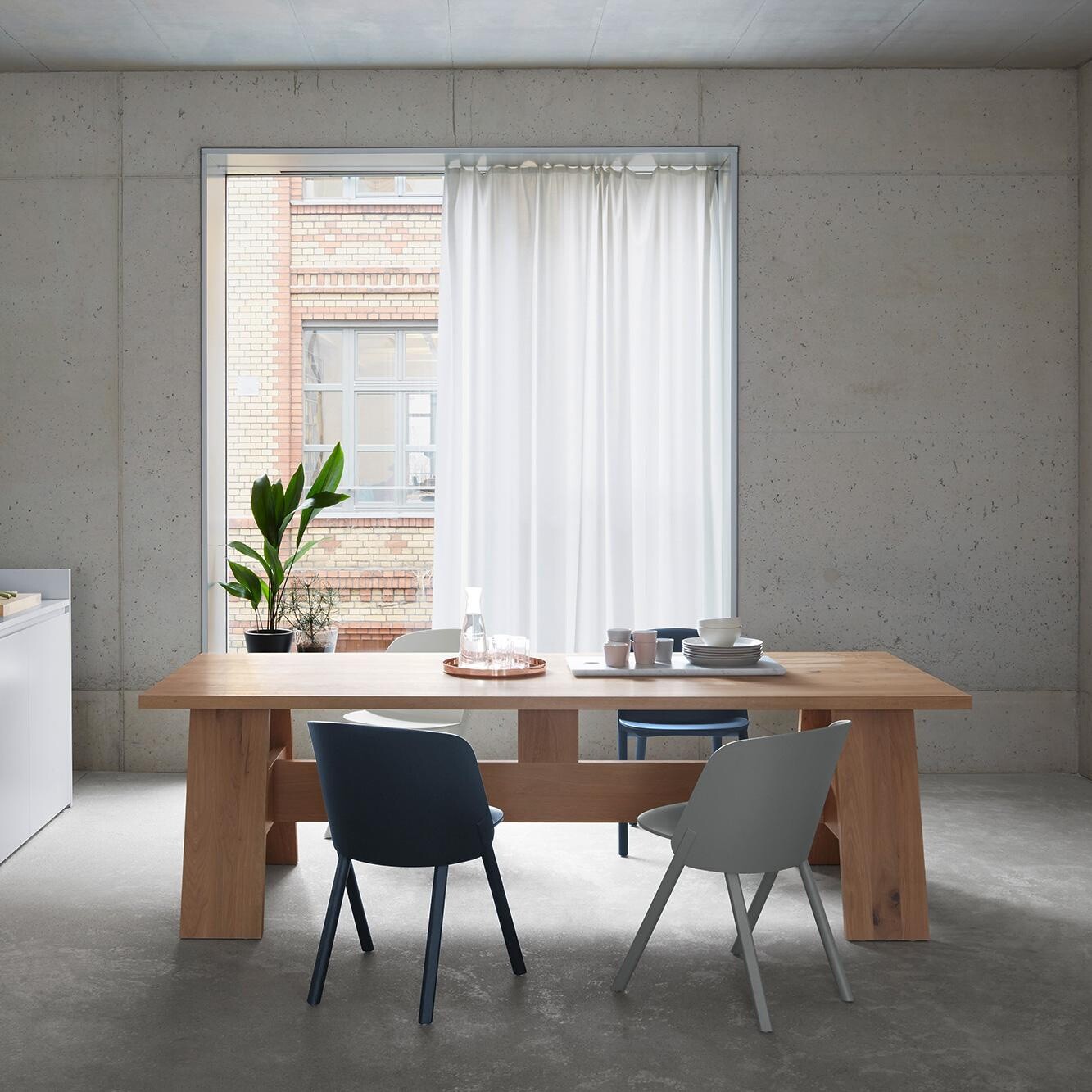 e15 DC01 Fayland Table