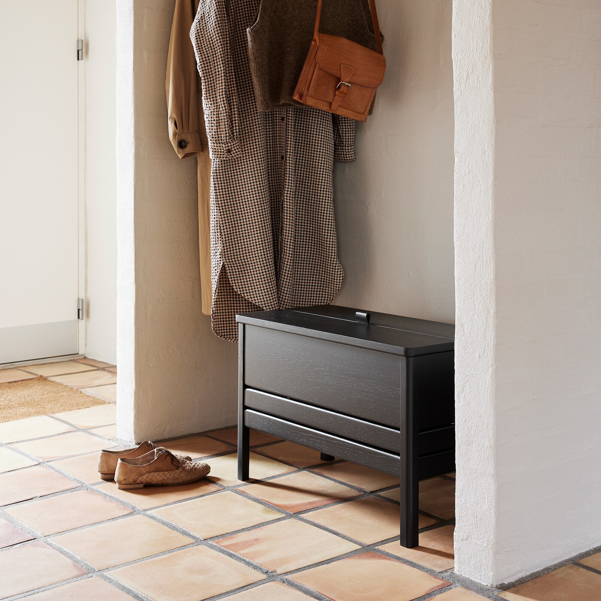 A Line Storage Bench 68cm